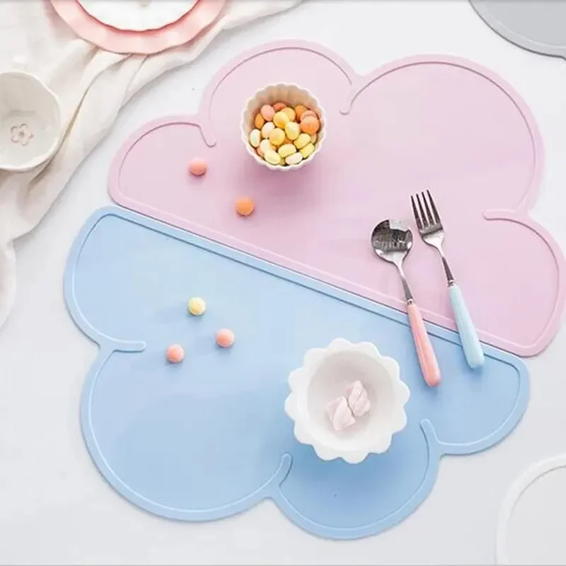 Pet Feeding Mat for Cats & Dogs – Non-Spill, Non-Slip, Waterproof Silicone Food Mat, Easy-Clean Pet Placemats - Image 4