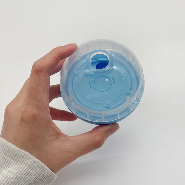 Pet Food Leakage Ball Toy Tumbler - Image 3
