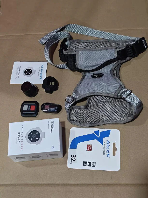 Pet Tracker Collar Viewing Angle Motion - Image 2