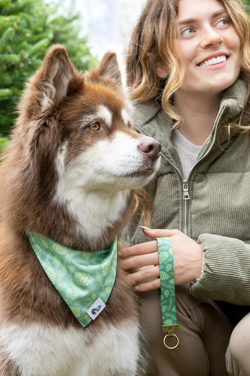 Pine Cone Pup Wristlet Keychain - Image 3