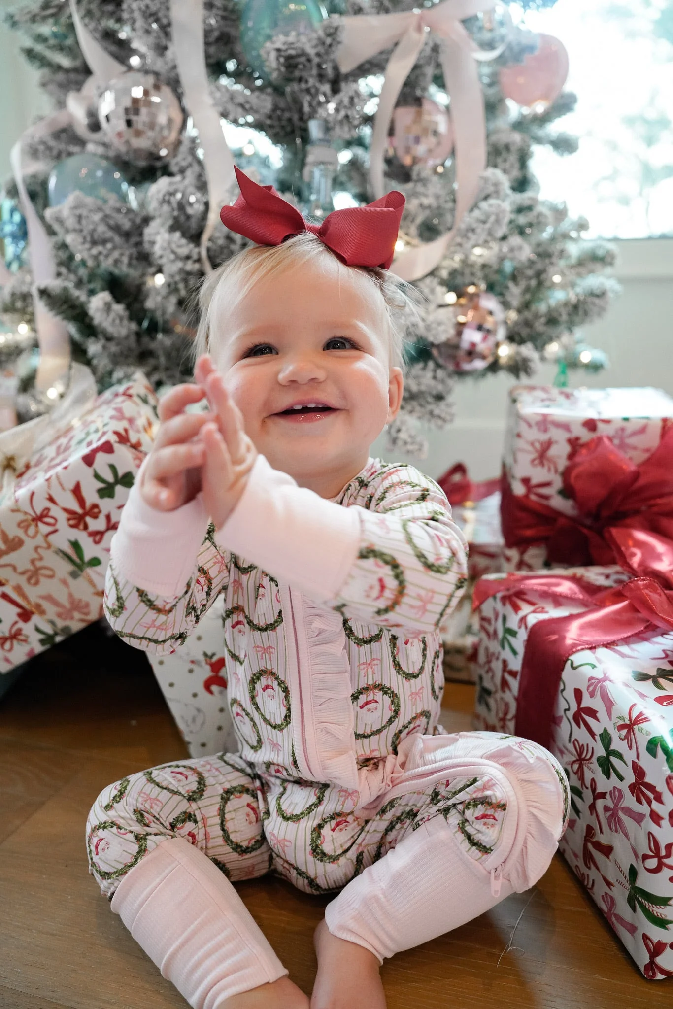 Pink Santa - Ribbed Bamboo Sleeper - Image 3