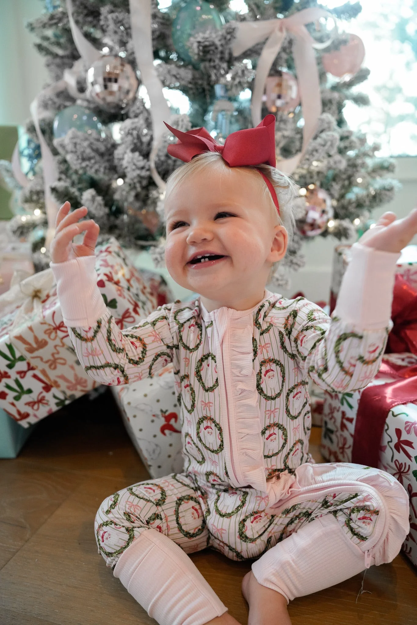 Pink Santa - Ribbed Bamboo Sleeper - Image 4
