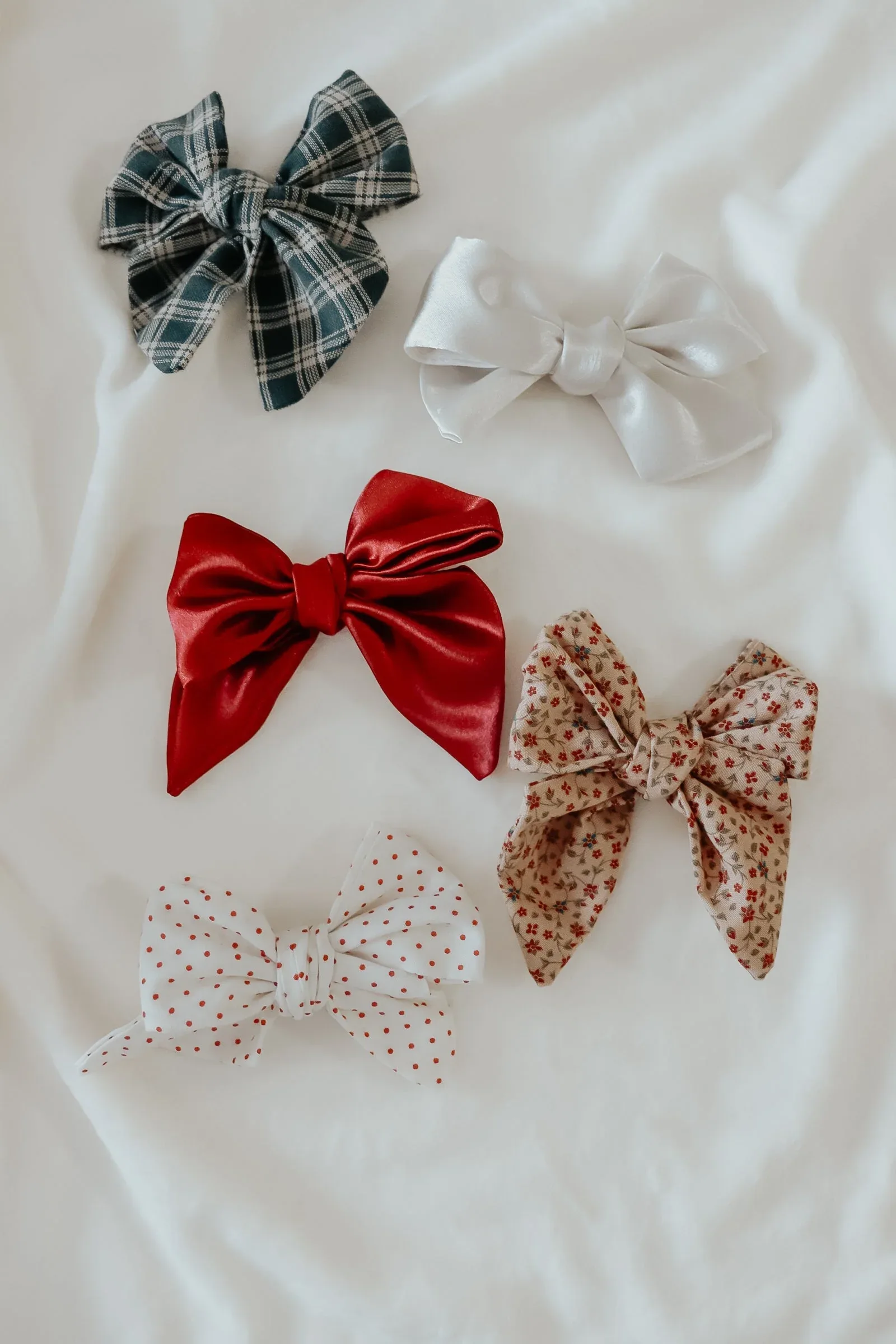 Poinsettia Bow Clips - Image 3