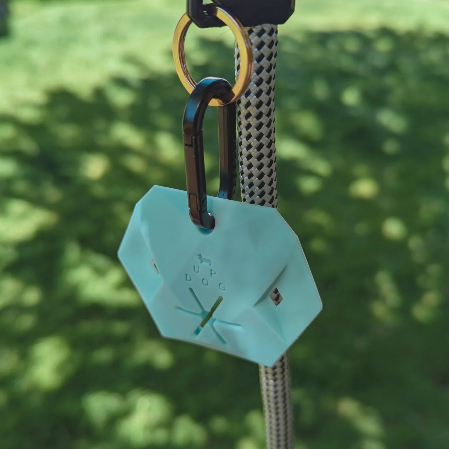 Poop Bag Holder for Leash - Image 8