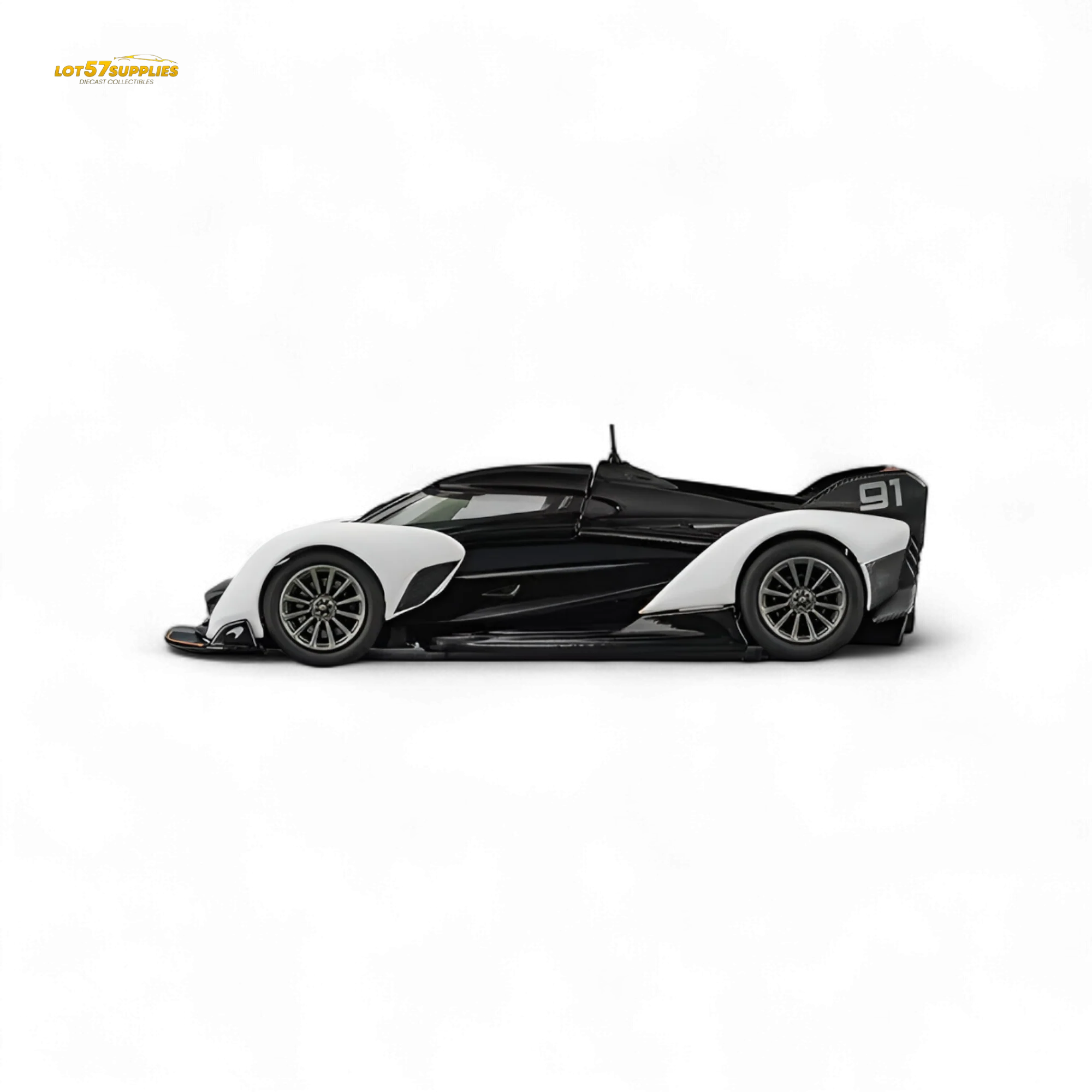 (Pre-Order) CM Model McLaren Solus GT Black White 1:64 - Image 4