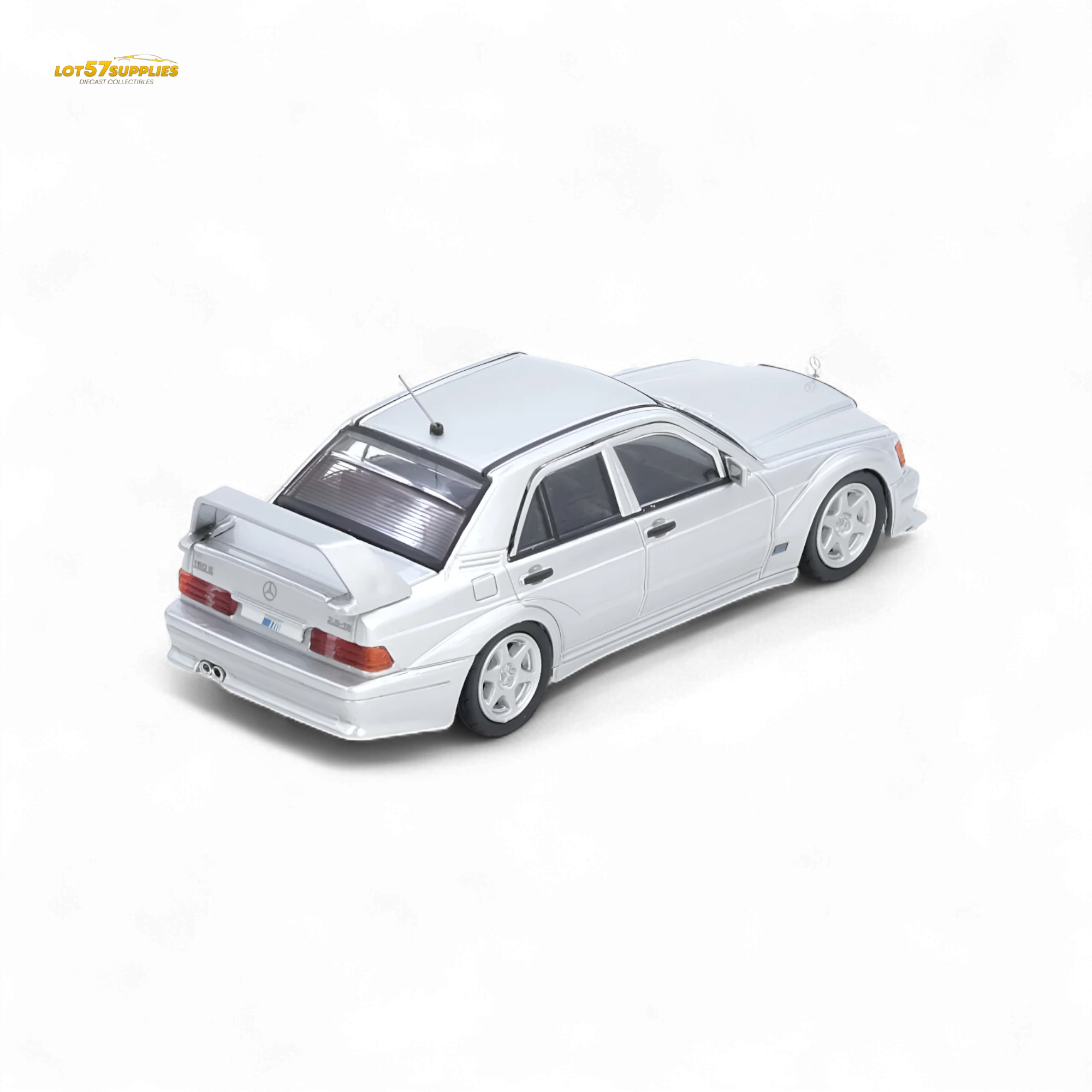 (Pre-Order) Inno64 Mercedes Benz 190E Silver 1:64 - Image 2