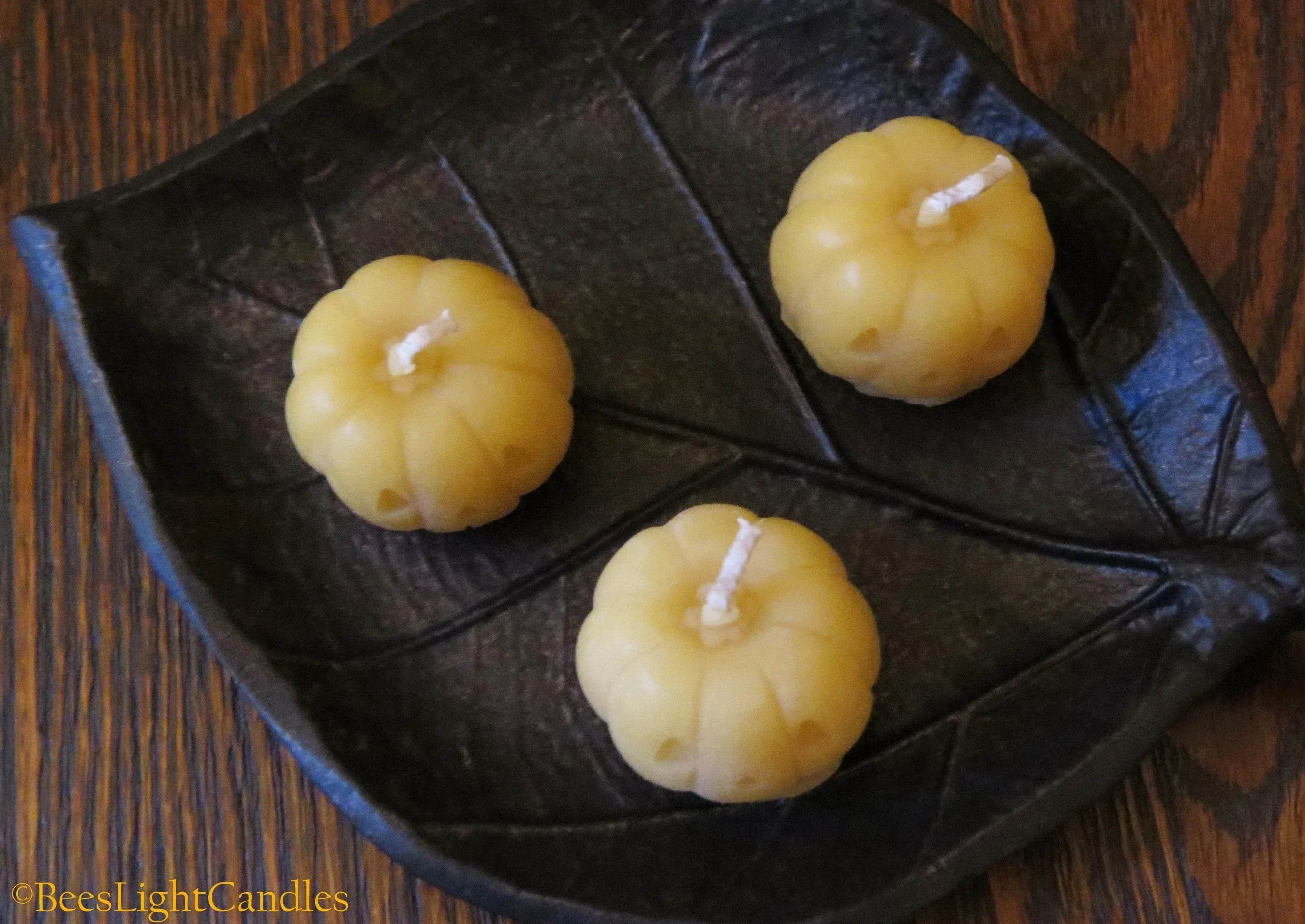 Pumpkin Jack-o-Lanterns Beeswax Candles - Image 2