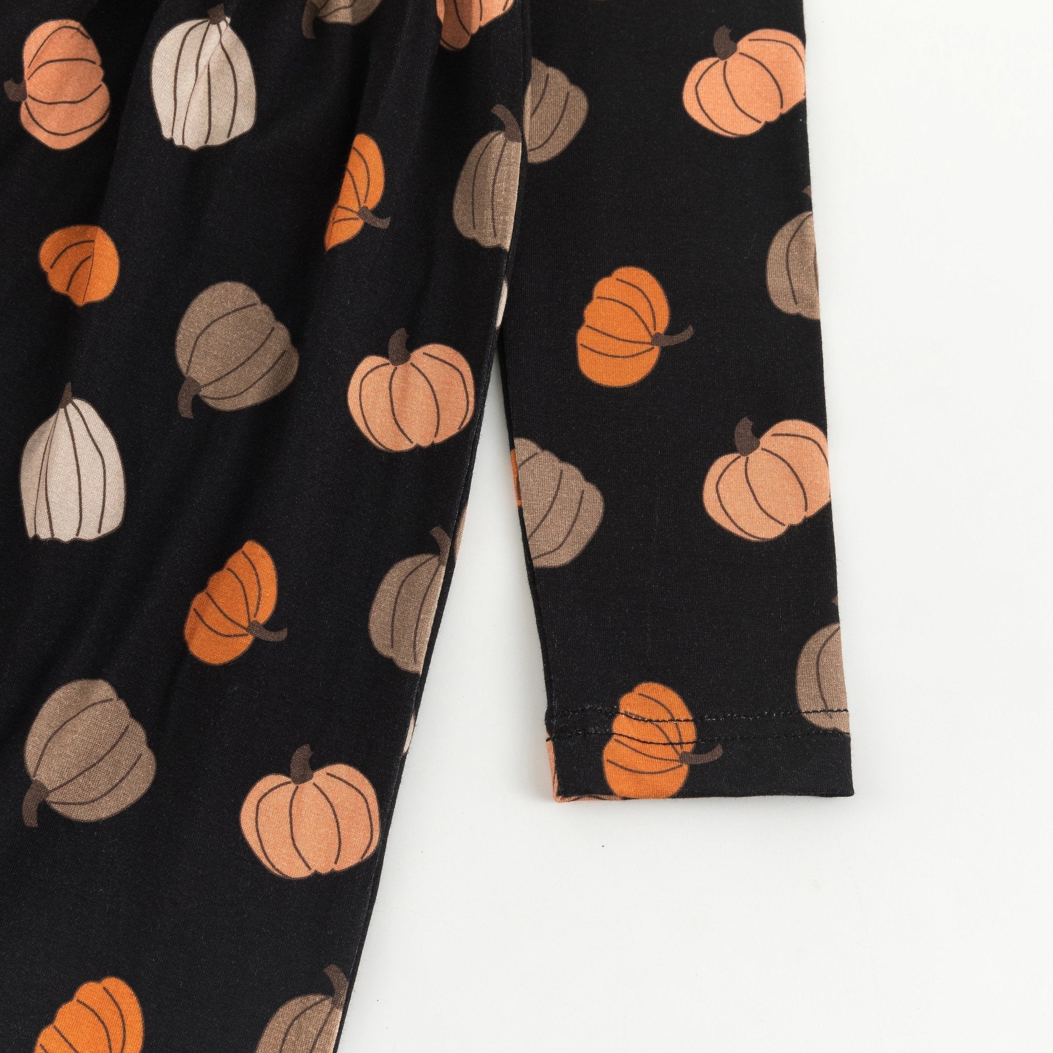 Pumpkins Black - Image 5