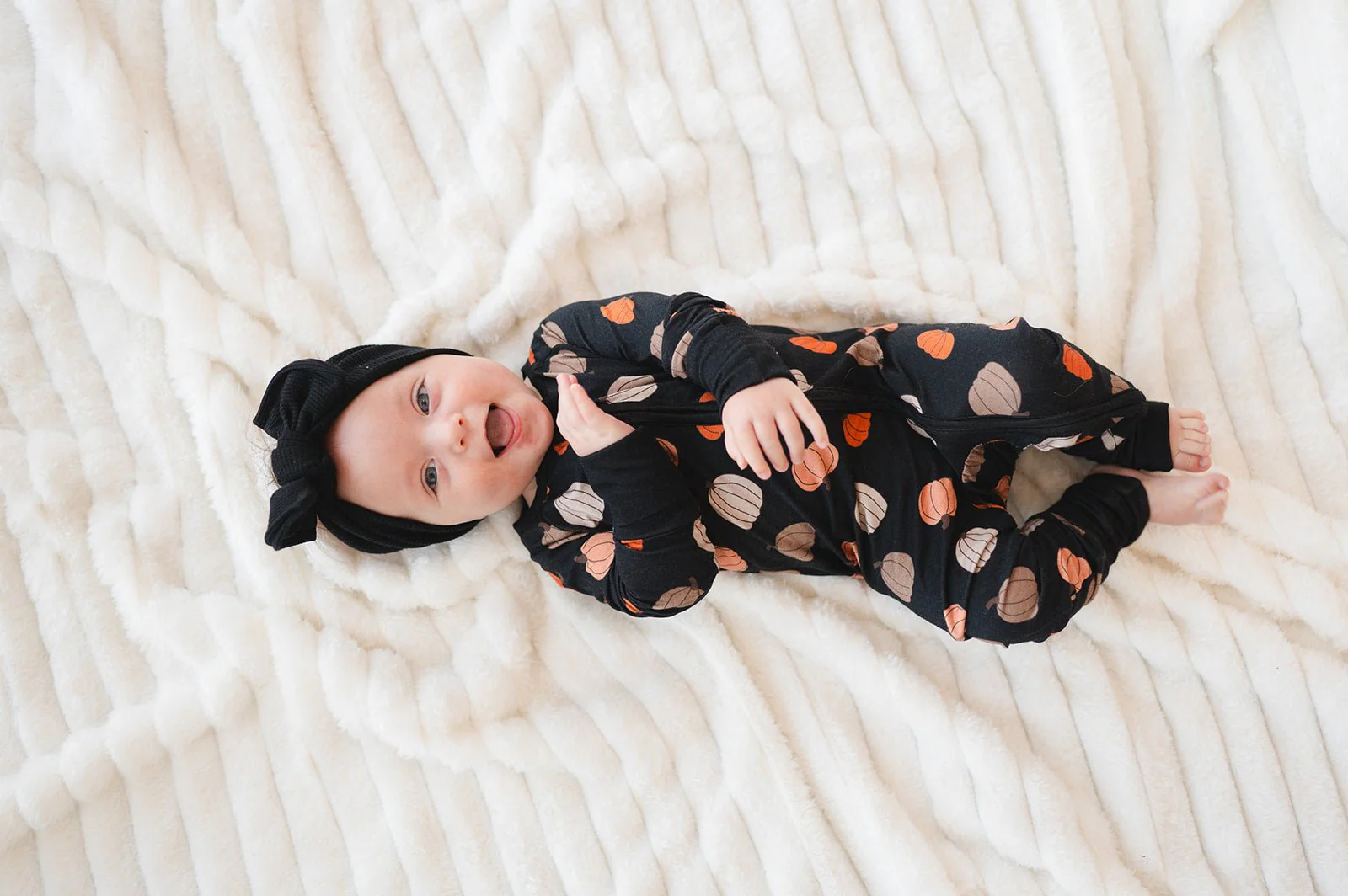 Pumpkins Black (Convertible Zip Footies) - Image 8