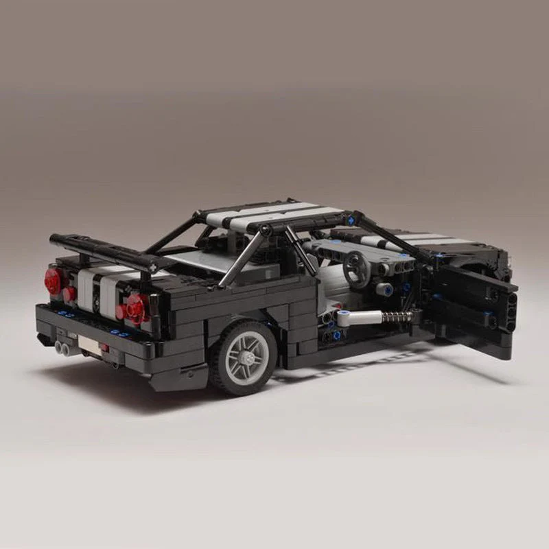 R34 Sports Car Remote Control Building Block Toy - Image 3