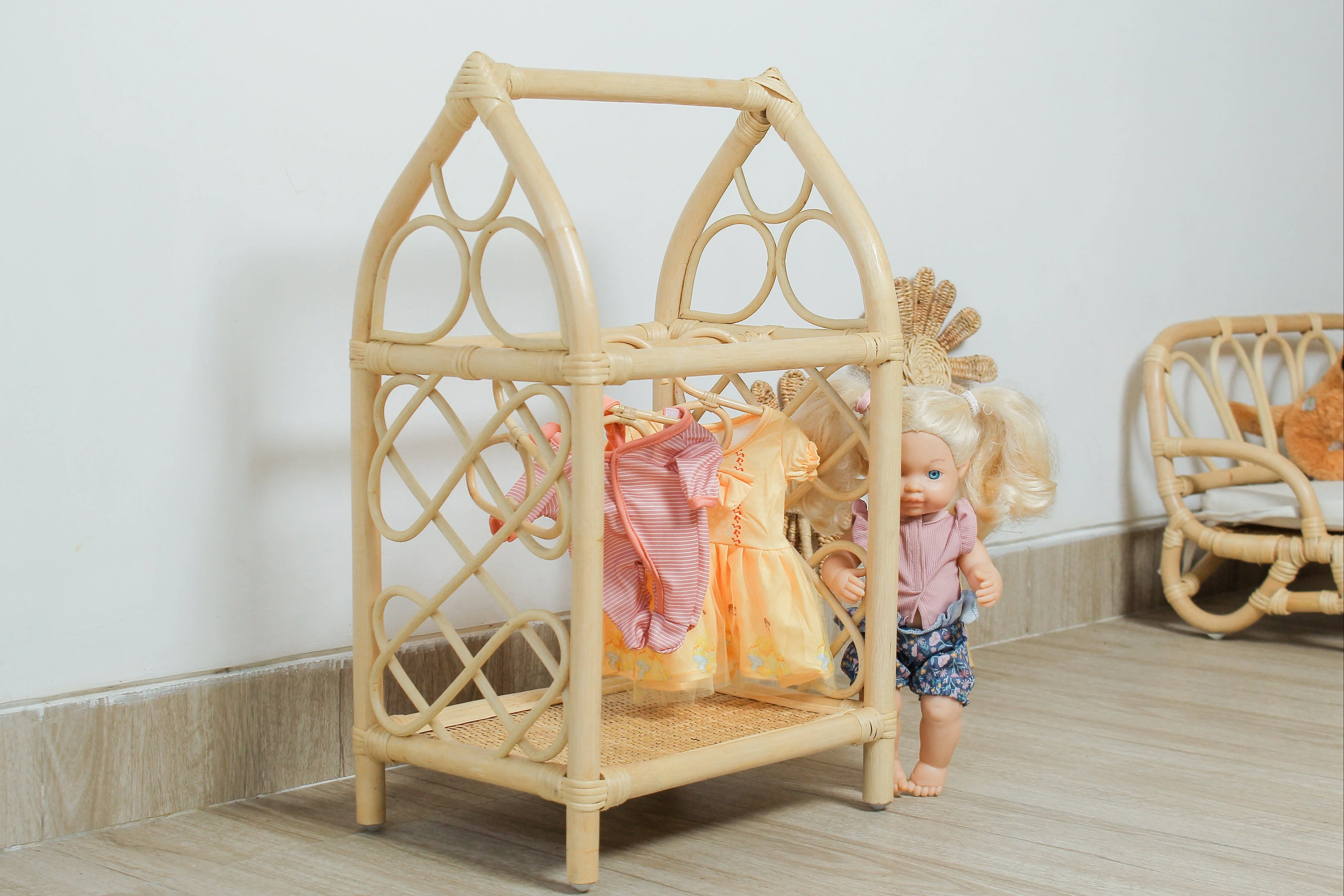 Rattan Doll Clothes Rack with Mini Hangers – Boho Pretend Play Closet for Girls - Image 5