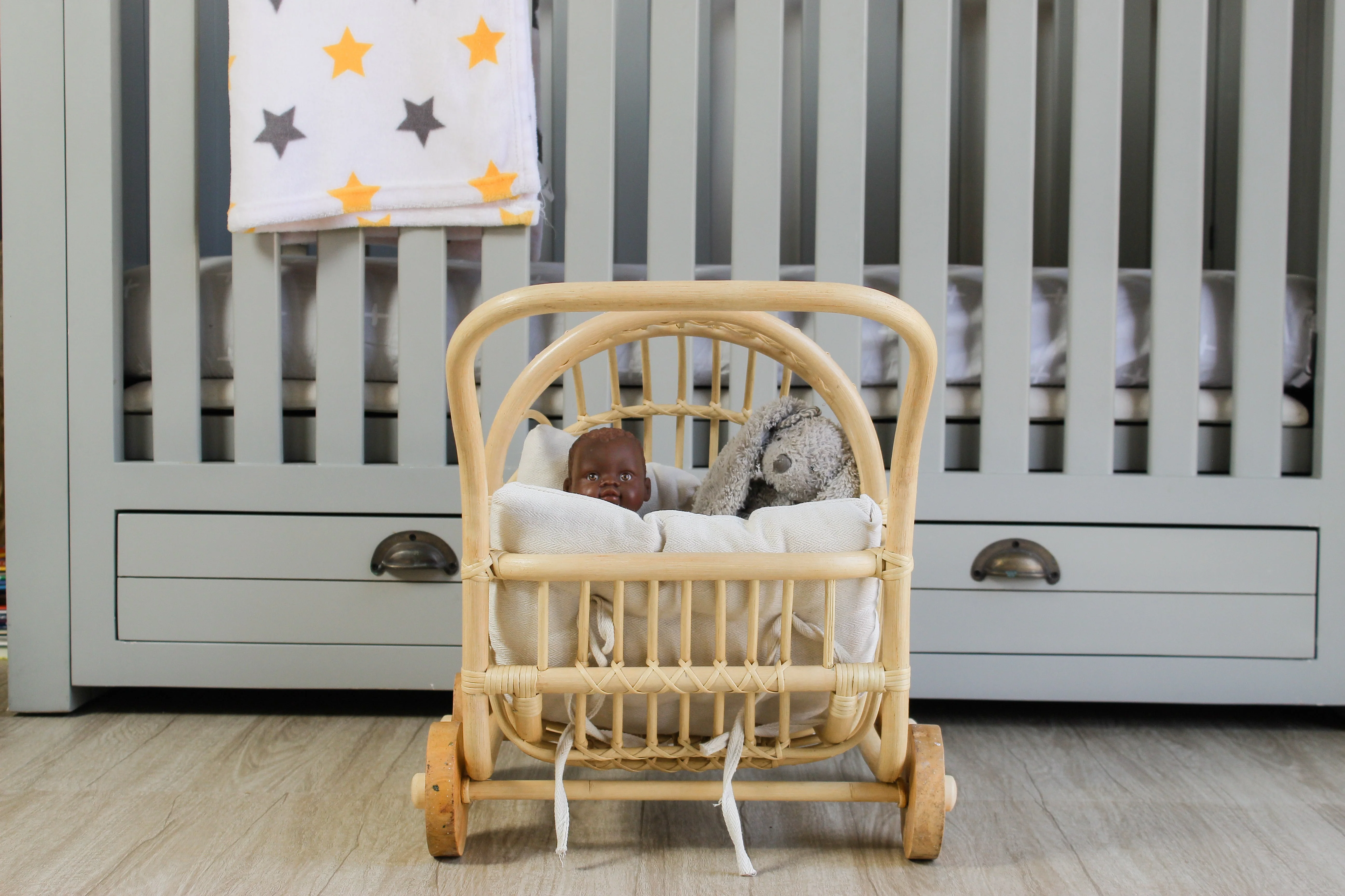 Rattan Doll Stroller – Handmade Boho Doll Pram for Imaginative Play - Image 9