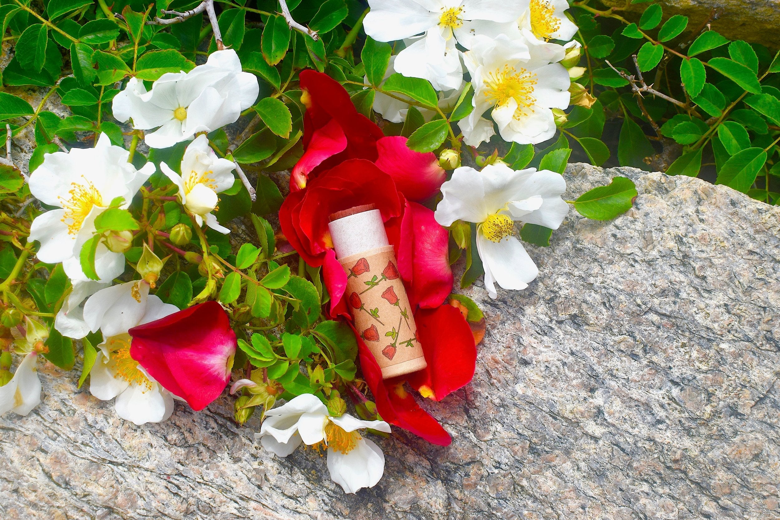 Red Rose Lipstick - Image 10