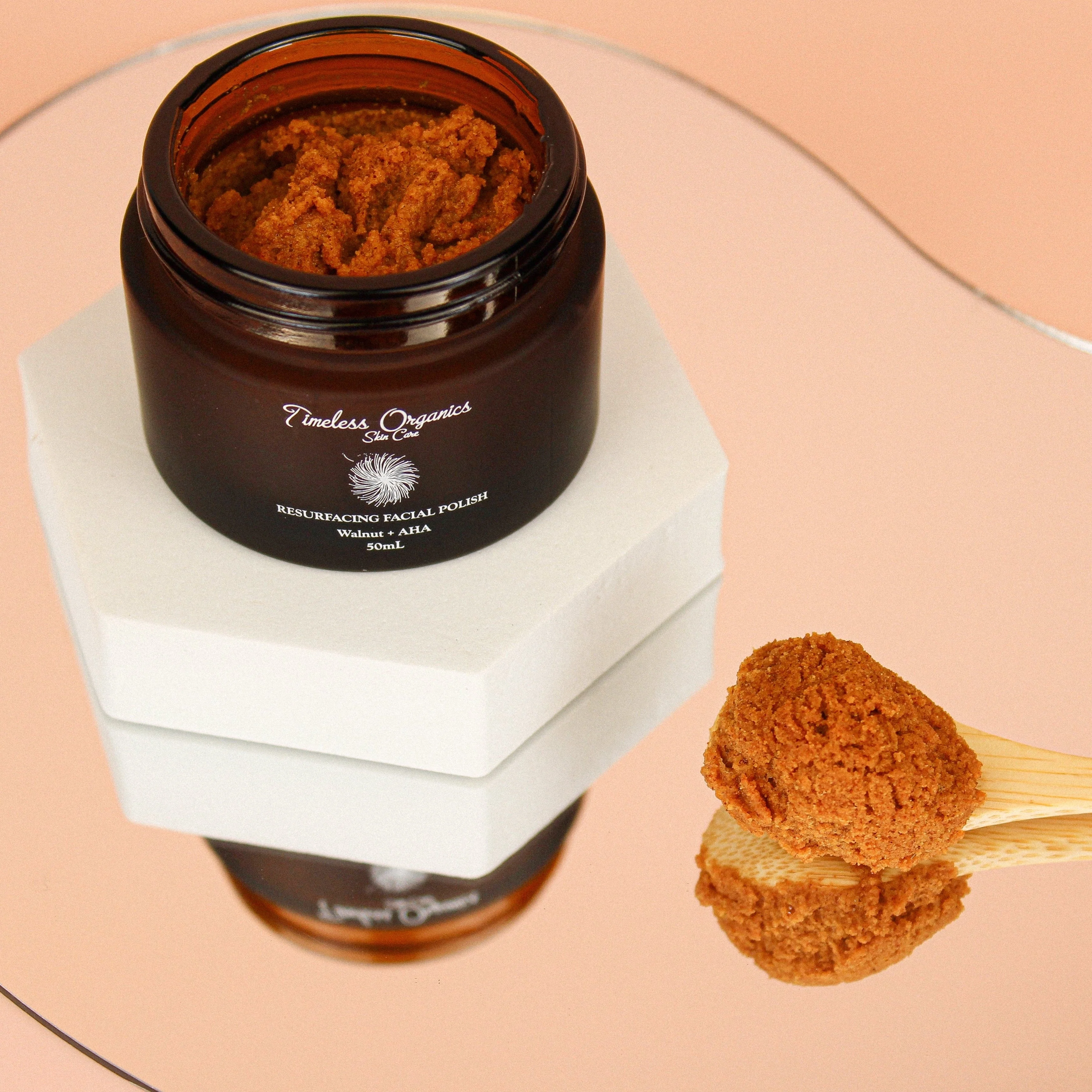 Resurfacing Facial Polish - Walnut + AHA - Image 4
