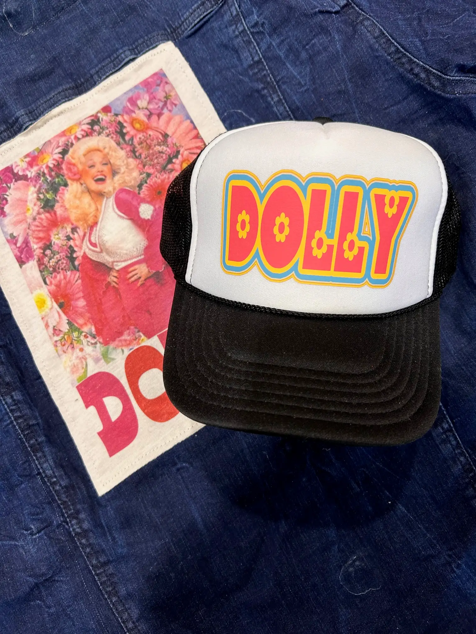 Retro Dolly Flower Trucker - Image 2