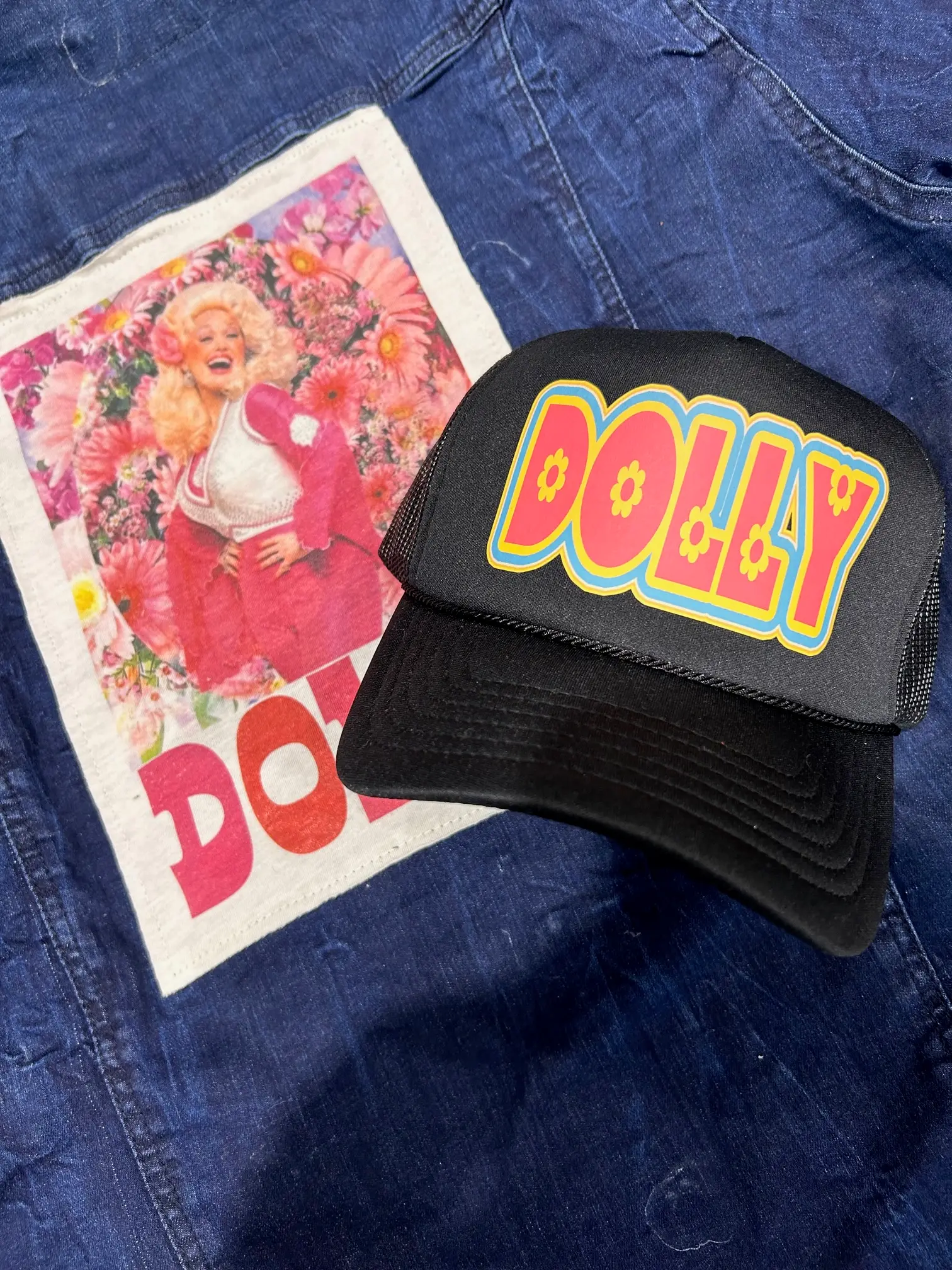 Retro Dolly Flower Trucker - Image 3