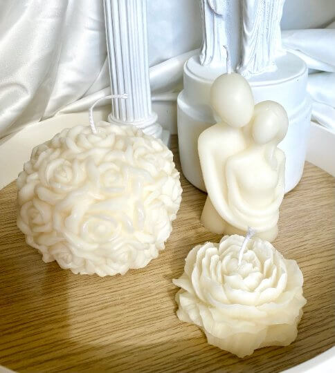 Rose Blossom Scented Candle - Premium Handmade Luxury Gift - Image 4