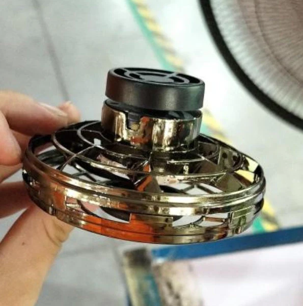 Rotating Flying GyroAircraft Induction Drone Toy - Image 8