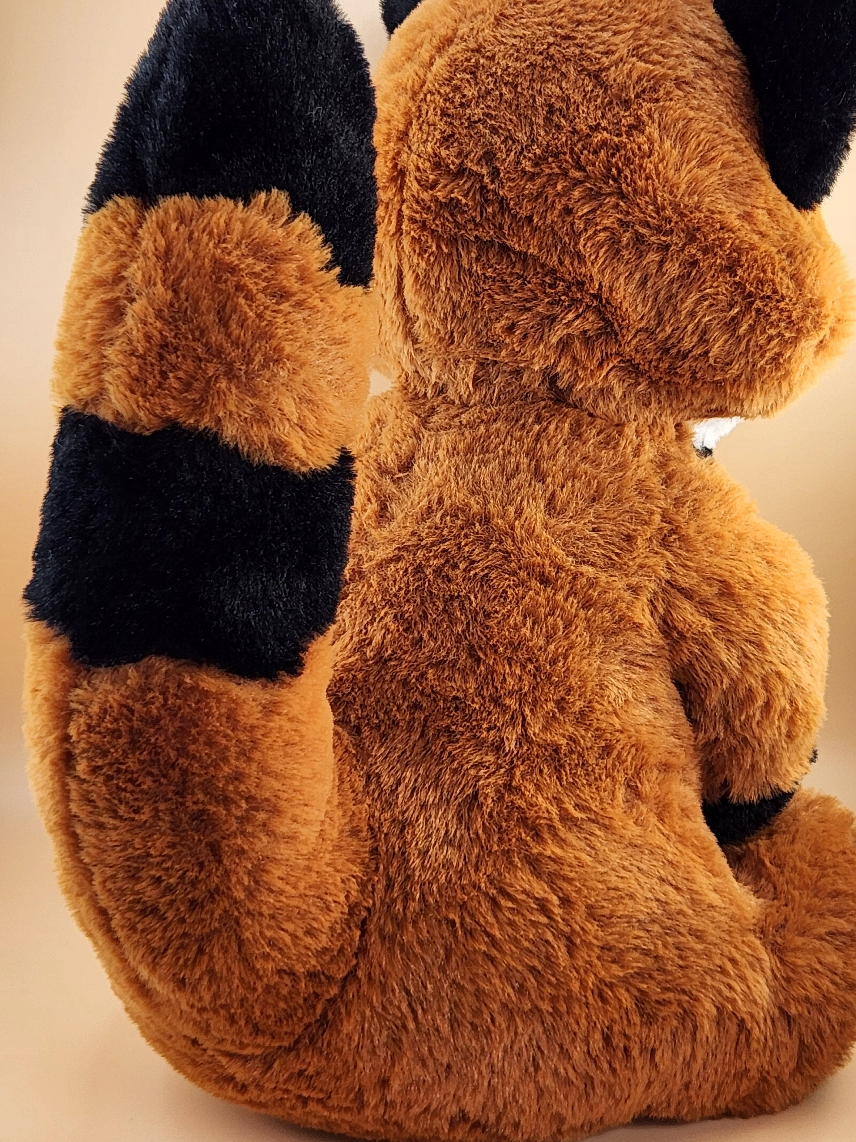 Ruby the Red Panda - Image 4
