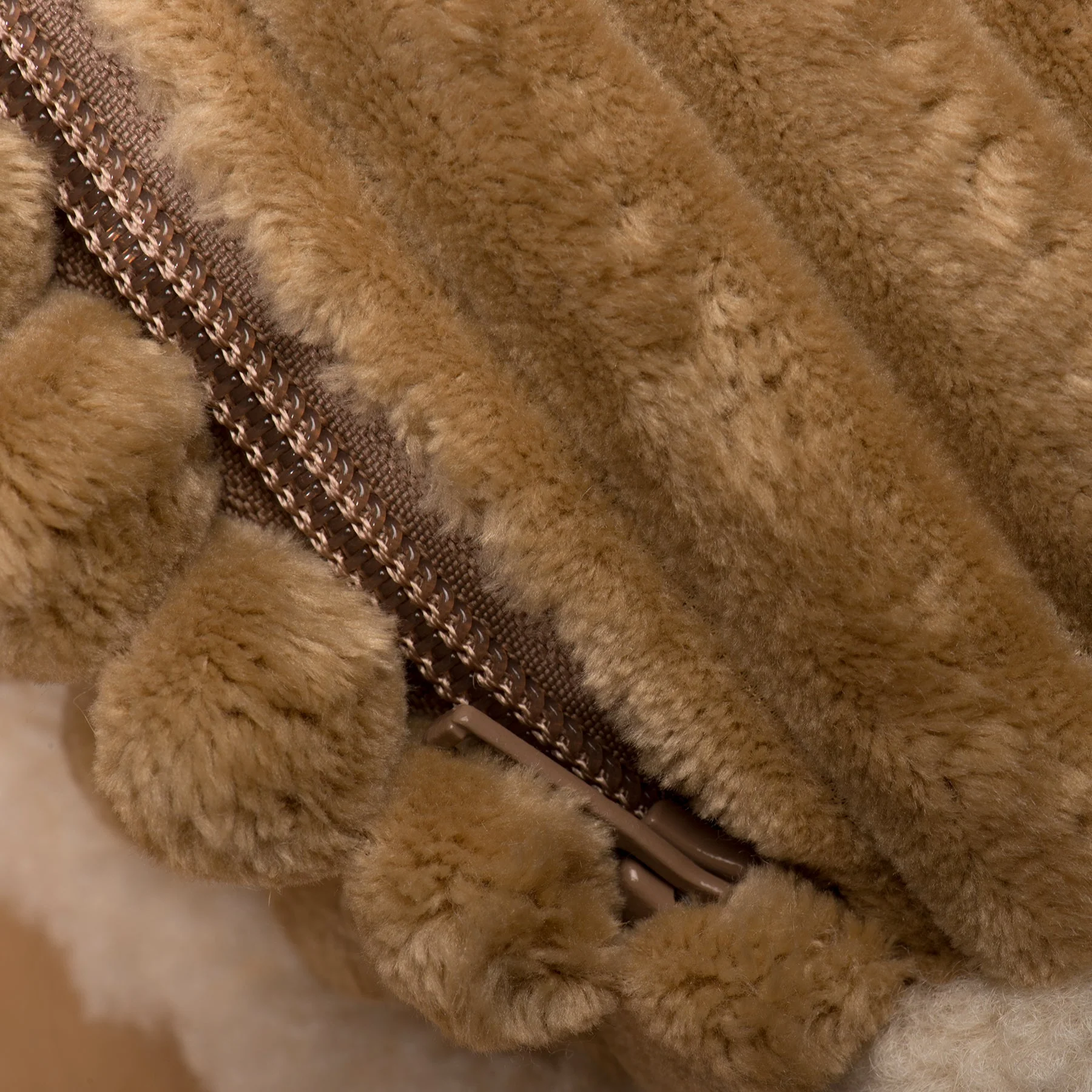 Scout Perfect Bolster Dog Bed - Image 7