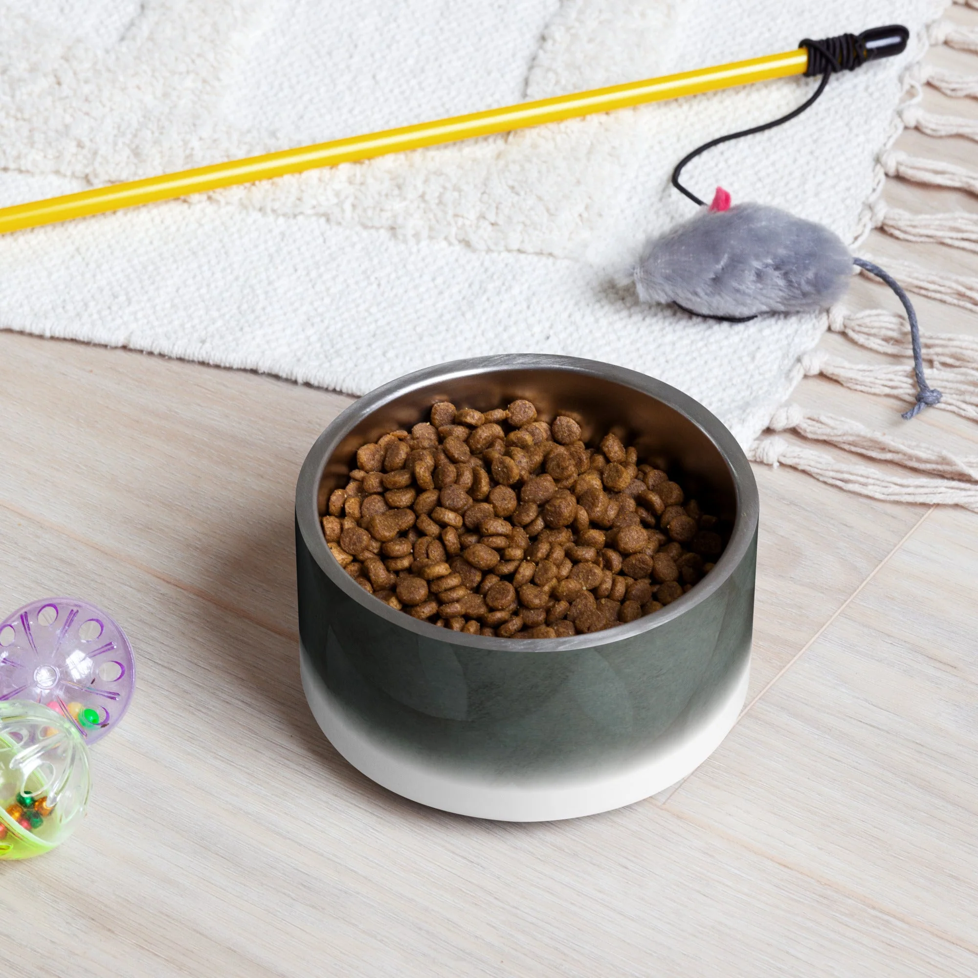 Sebastian & Clementine Vintage Collection Pet Bowl - Image 4