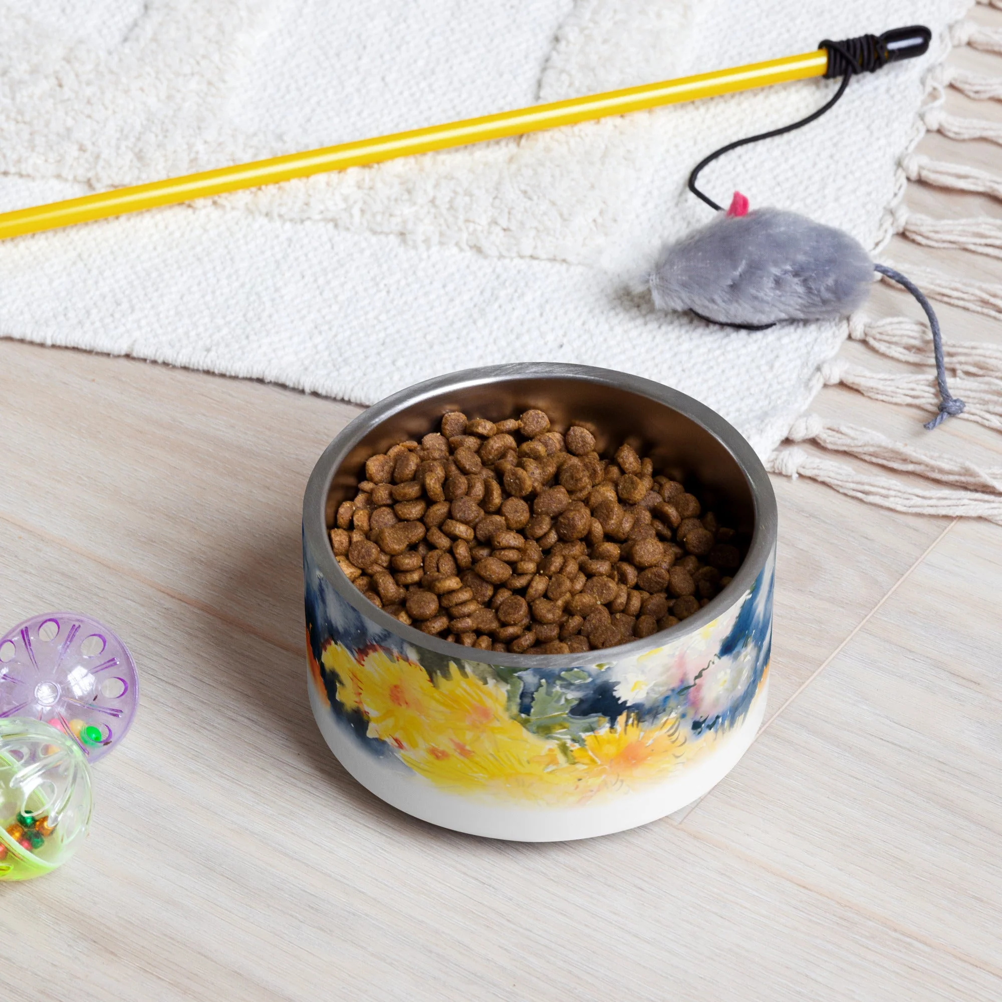 Sebastian & Clementine Yellow and Blue Vintage Collection Pet Bowl - Image 3