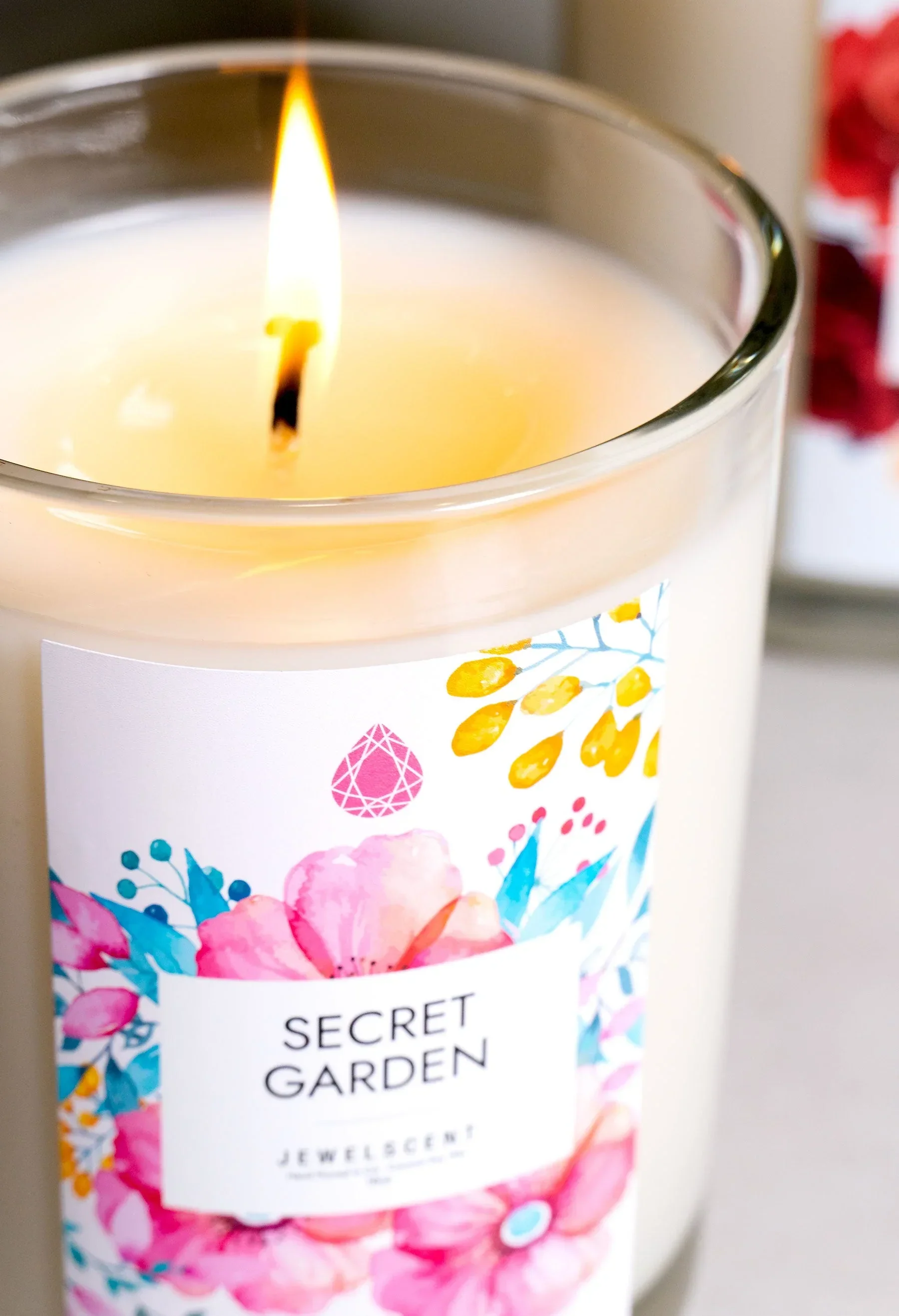 Secret Garden 18oz Home Jewelry Candle - Image 2