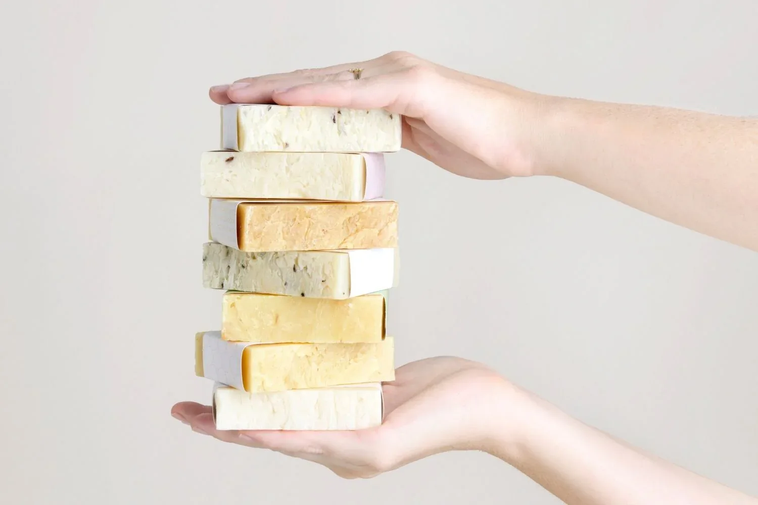 Set of  6 Handmade cold process ,Natural Soap Bars in gift Set box - Image 5