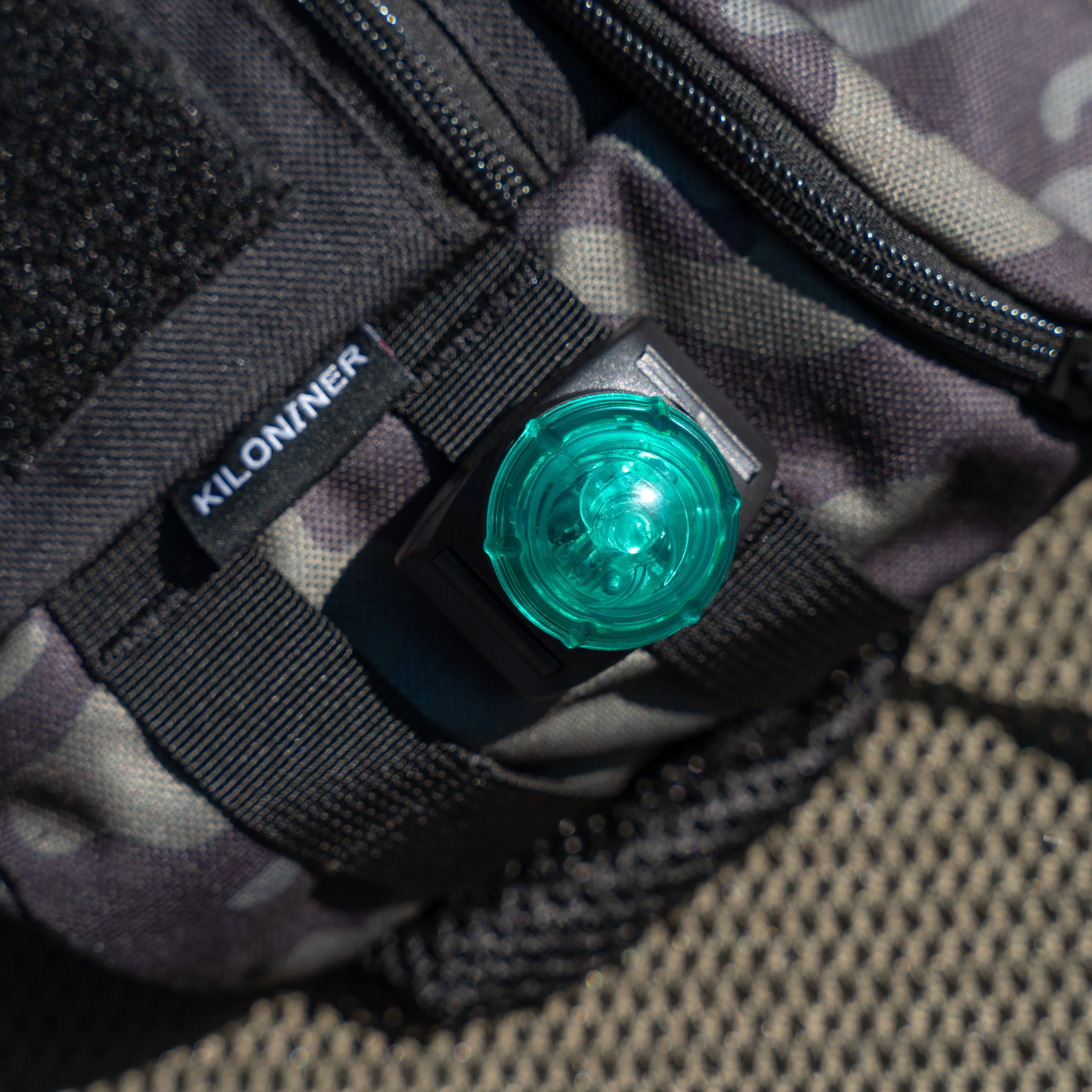 SF1 Clip-on Safety Light - Image 6