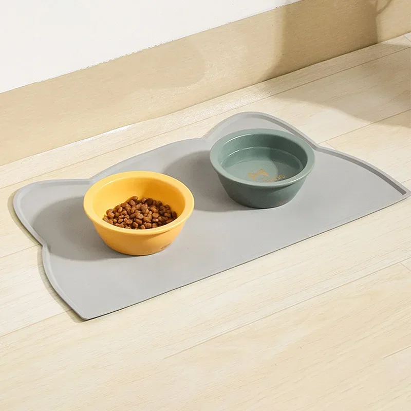 Silicone Pet Feeding Mat – Waterproof & Non-Slip Dog Bowl Mat - Image 2