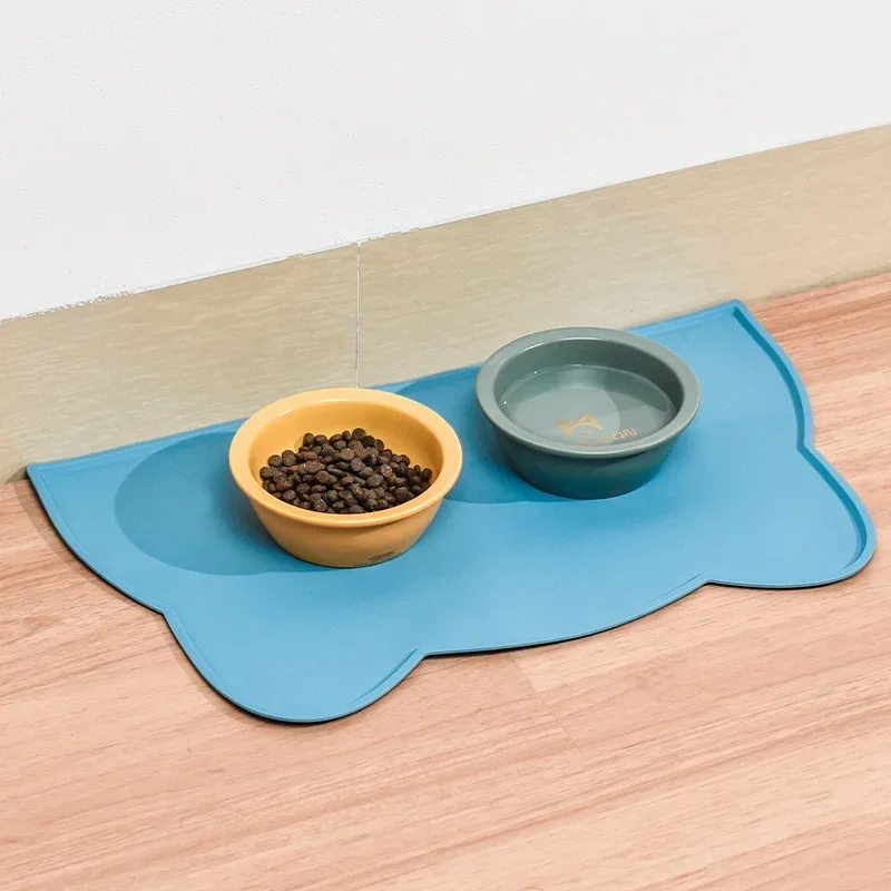 Silicone Pet Feeding Mat – Waterproof & Non-Slip Dog Bowl Mat - Image 4