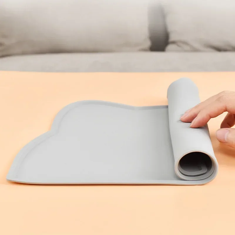 Silicone Pet Feeding Mat – Waterproof & Non-Slip Dog Bowl Mat - Image 5