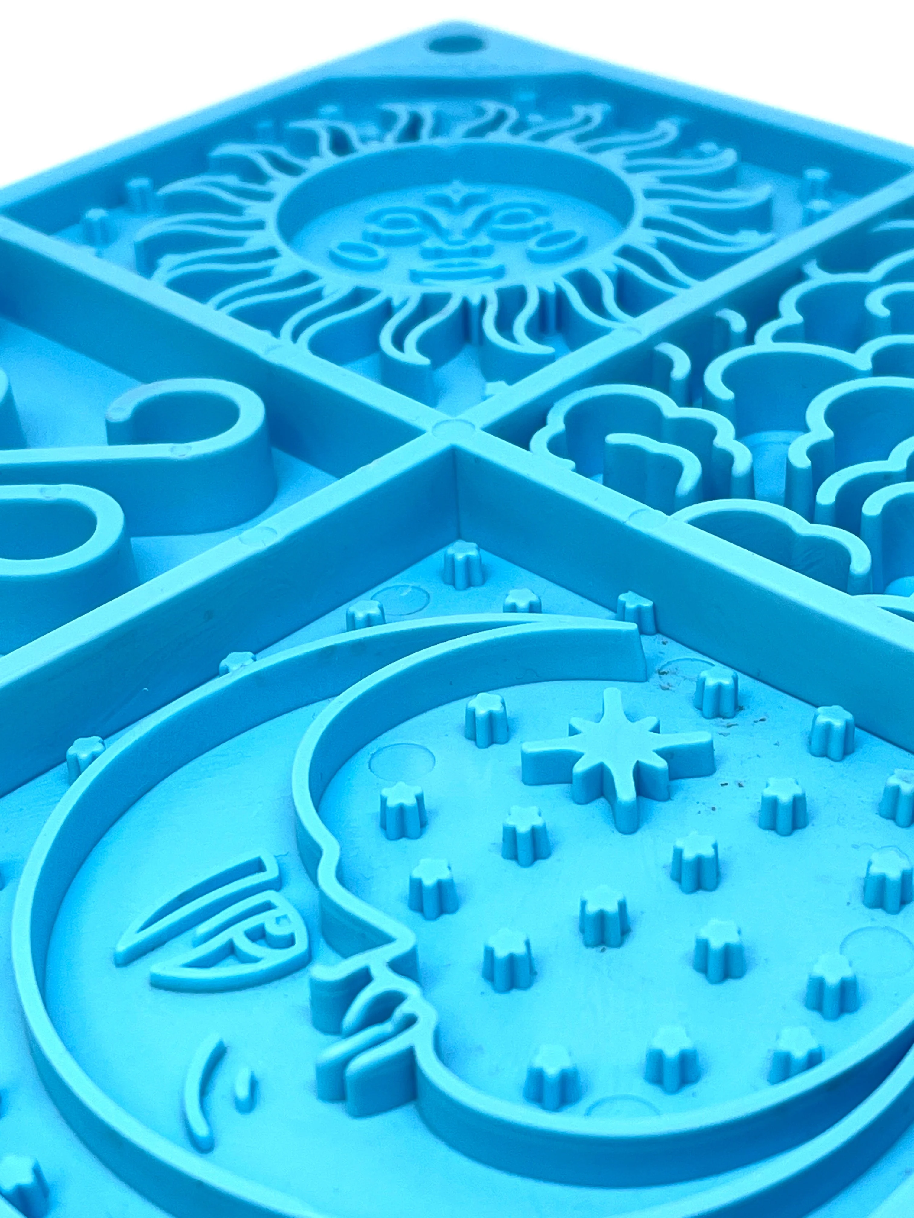 Sky eMat - Enrichment Lick Mat for Dogs and Cats | Celestial Design | SodaPup - Image 8