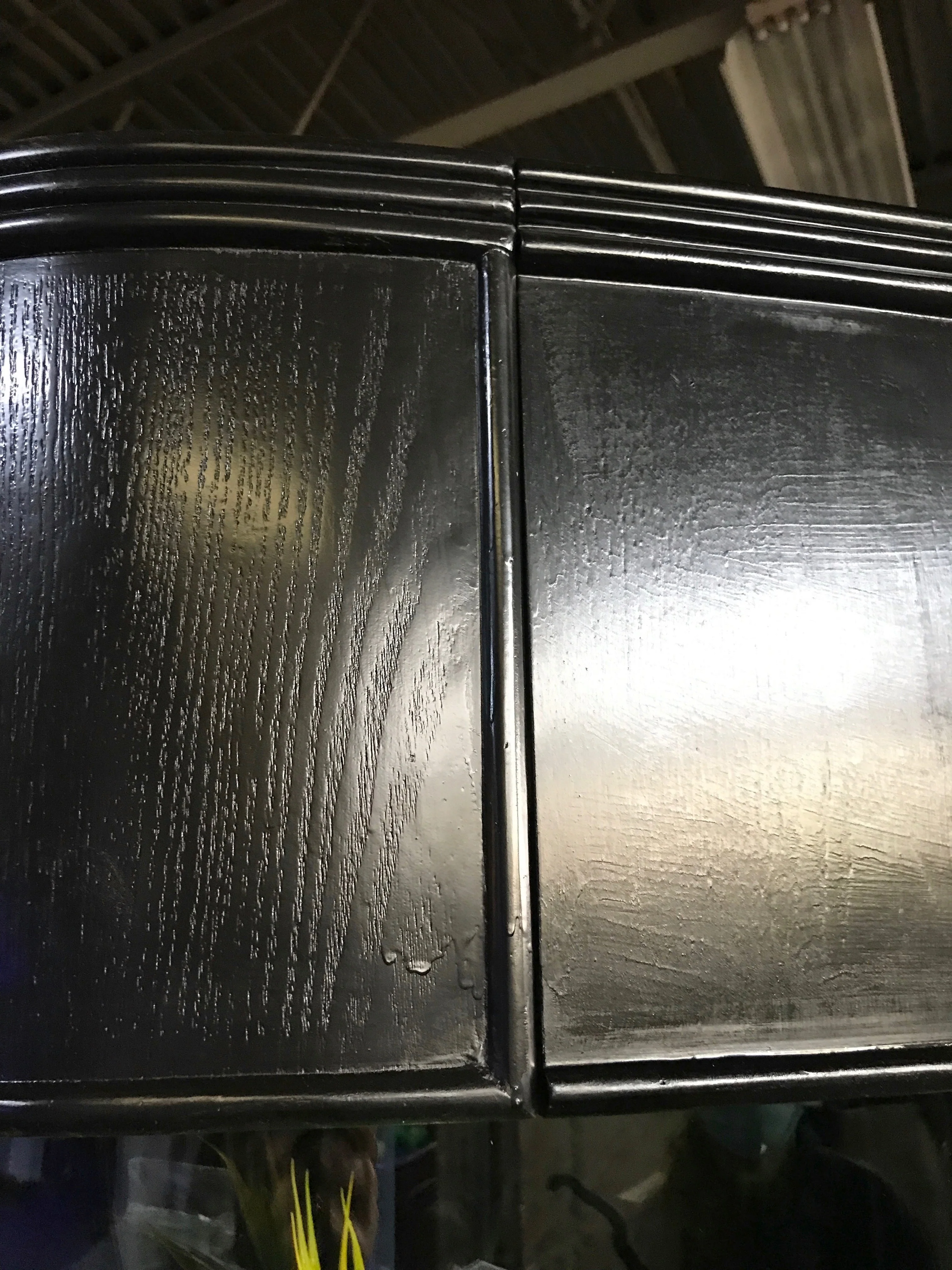 SLEEK 215 Gallon Seamless Glass Bowfront Reef-Ready Aquarium in Black Real Wood Furniture - Image 3