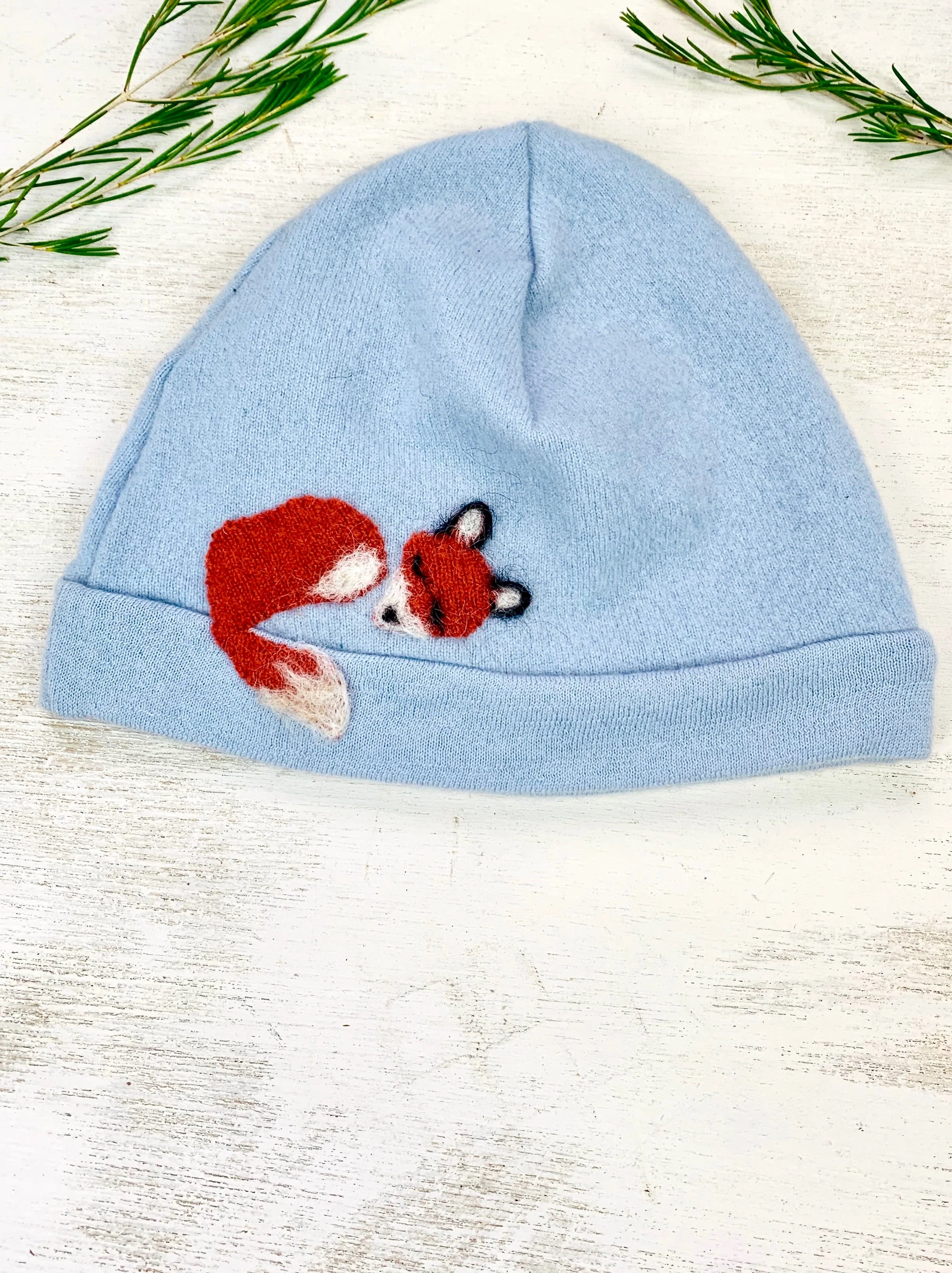 Sleeping Fox Cashmere Hat - Child - Image 2