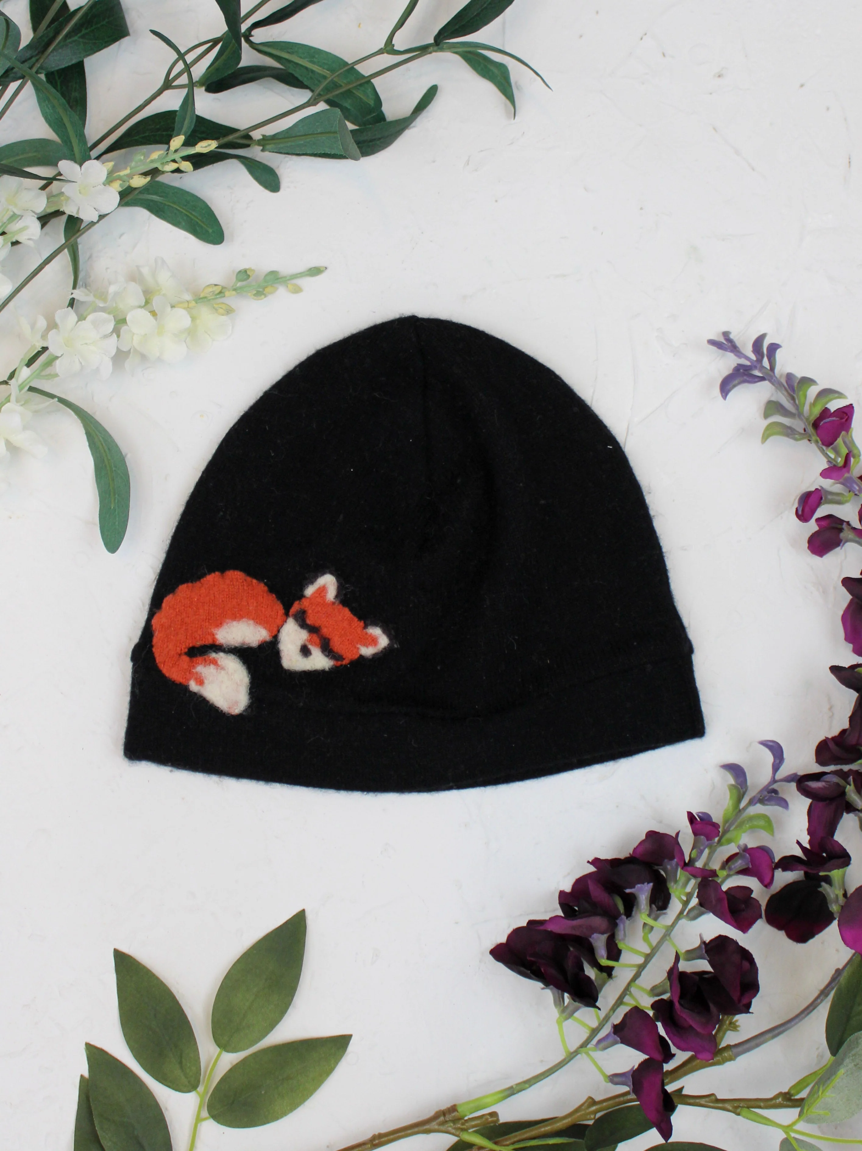 Sleeping Fox Cashmere Hat - Child - Image 8