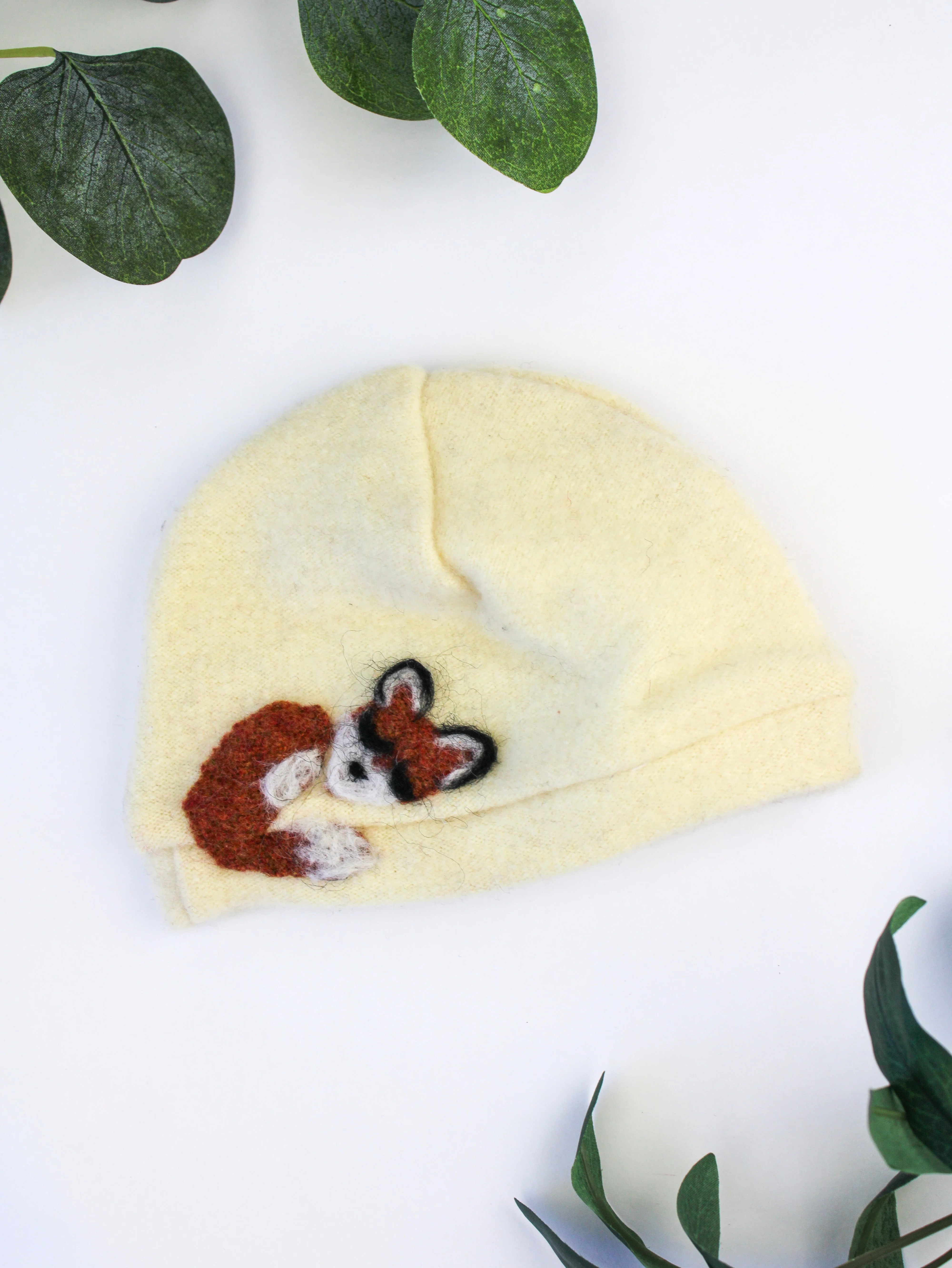 Sleeping Fox Cashmere Hat - Newborn - Image 15