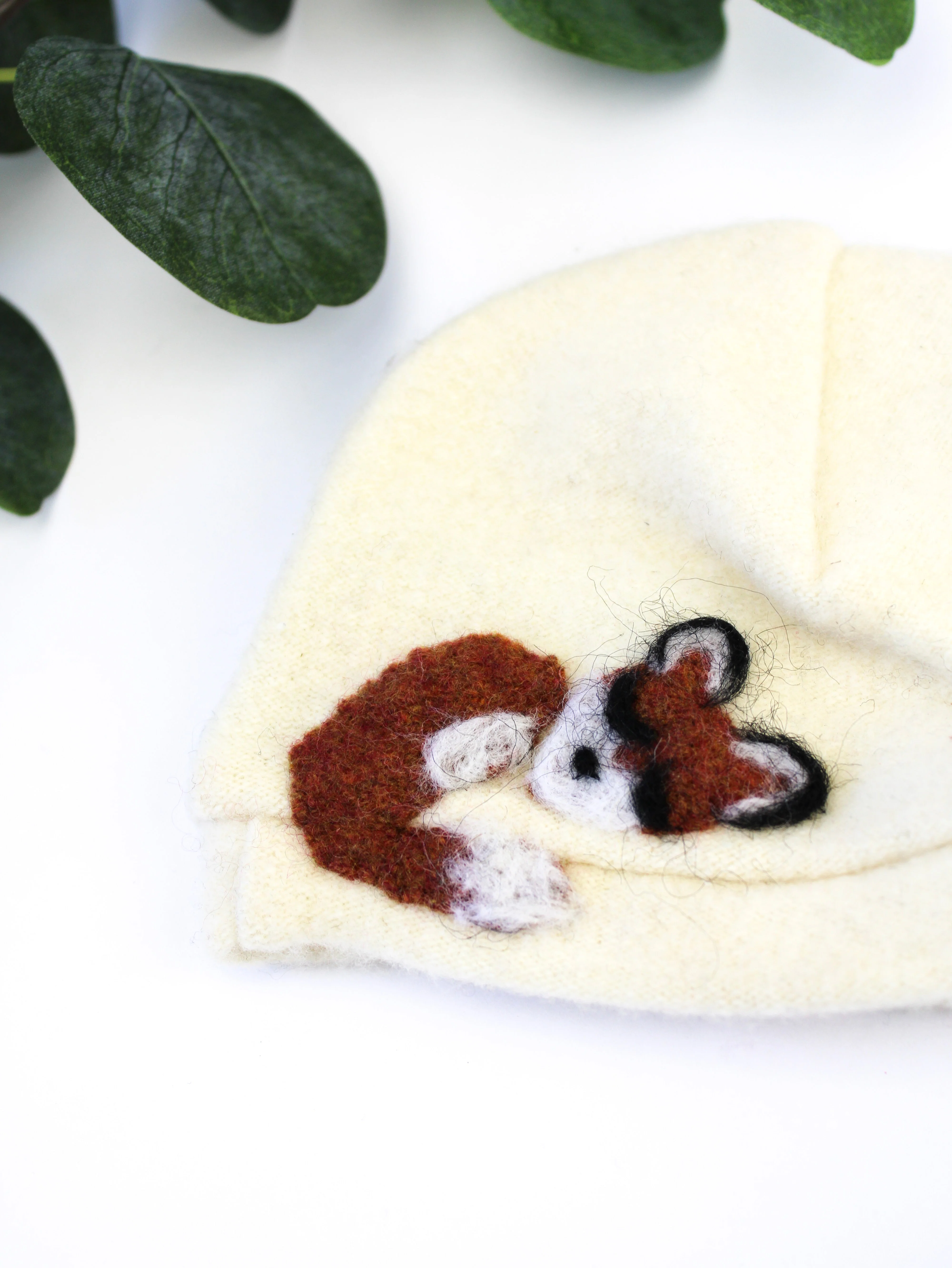 Sleeping Fox Cashmere Hat - Newborn - Image 19