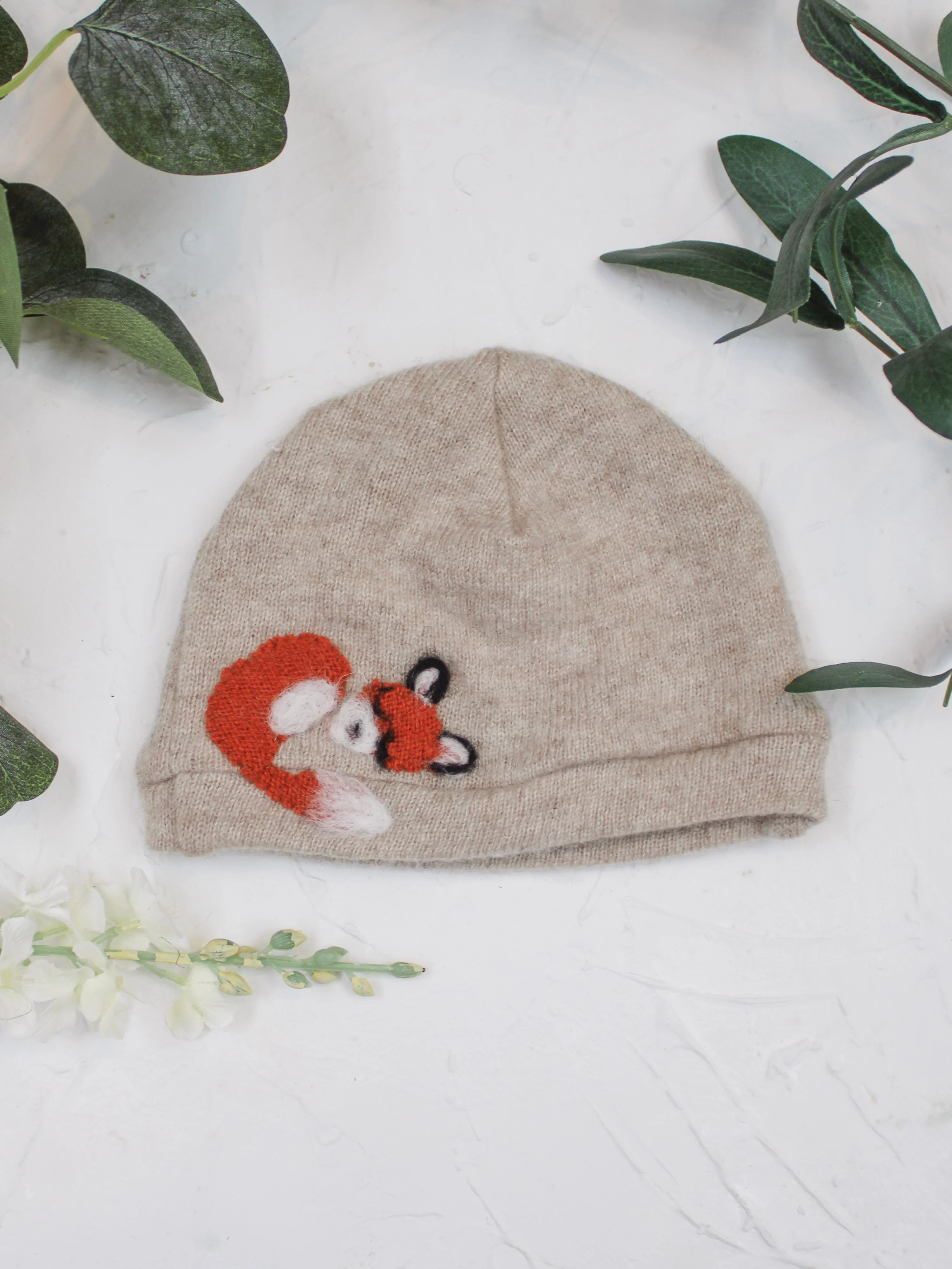 Sleeping Fox Cashmere Hat - Newborn - Image 22