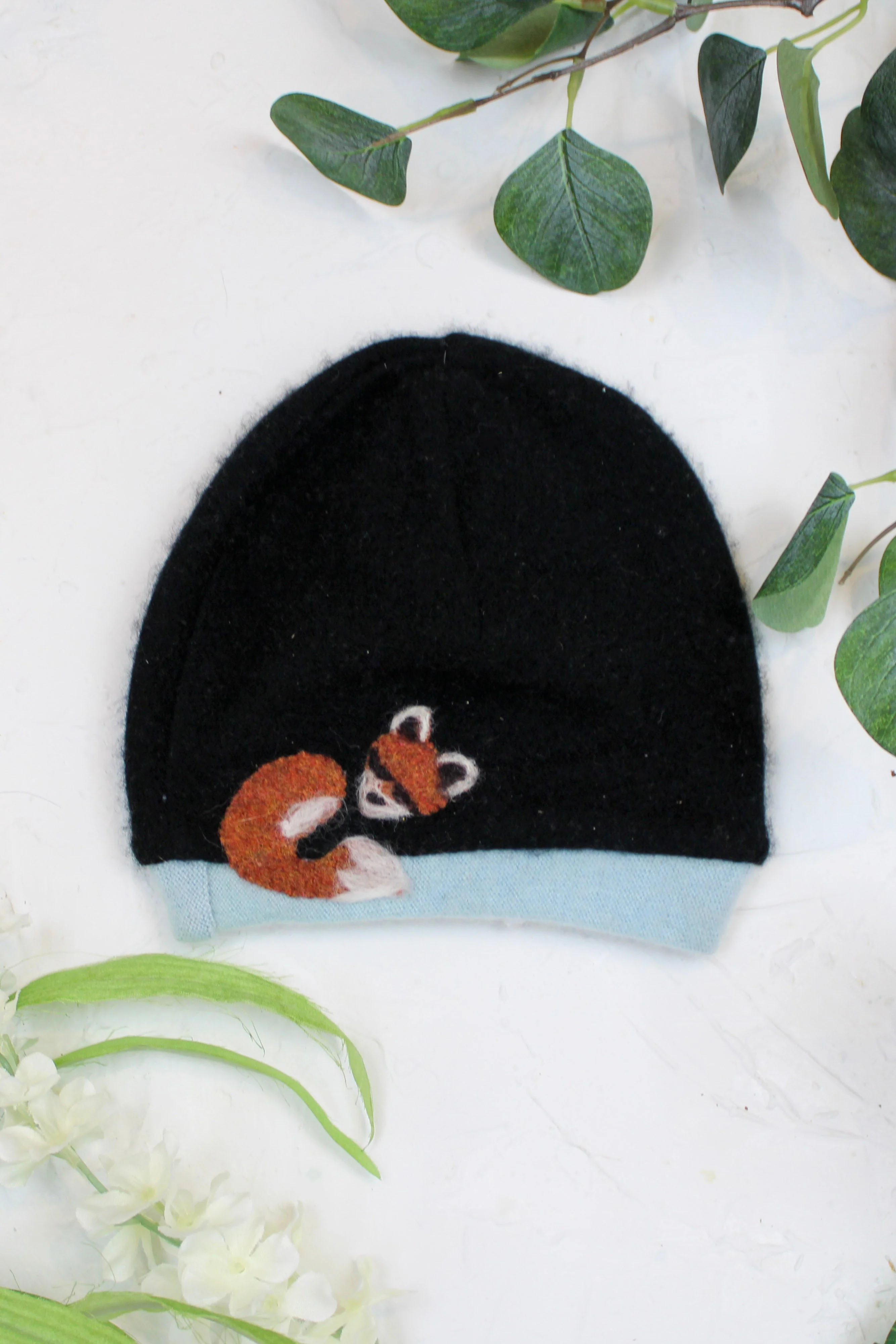 Sleeping Fox Cashmere Hat - Toddler - Image 12