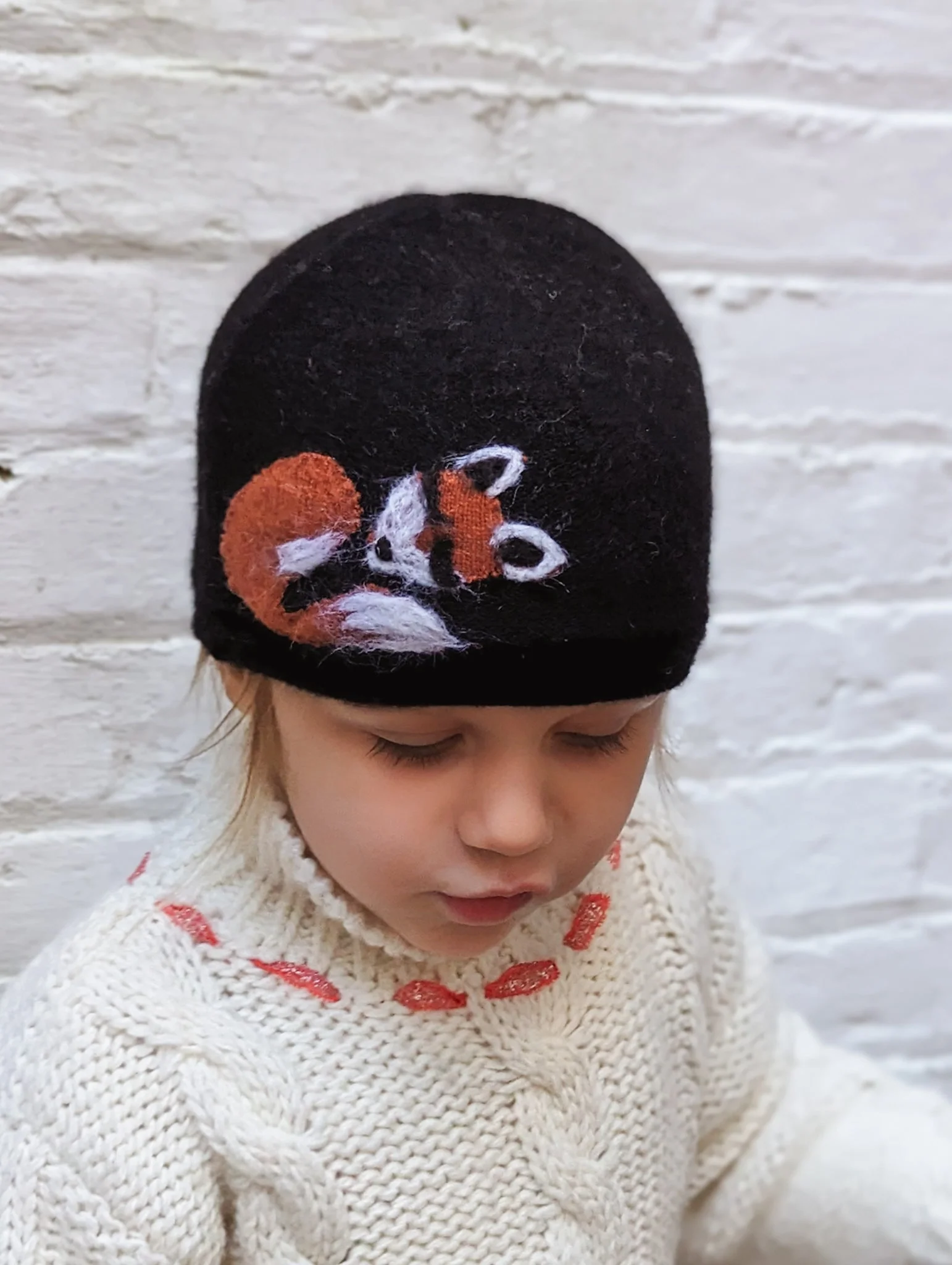Sleeping Fox Cashmere Hat - Toddler - Image 3