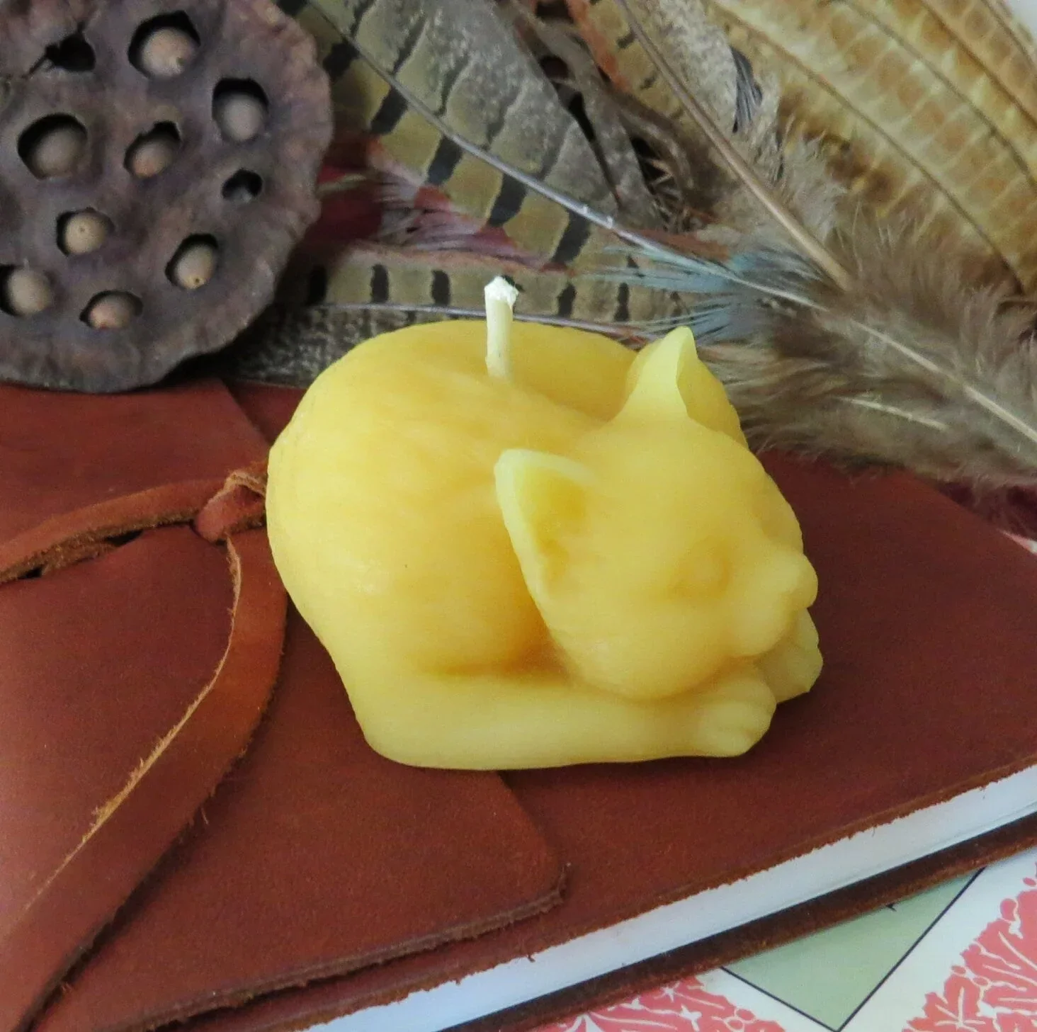 Sleepy Cat Beeswax Candle - Image 2