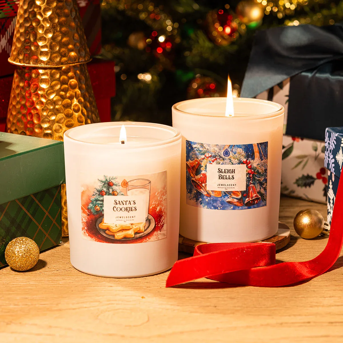 Sleigh Bells 10oz Signature Jewelry Candle - Image 2