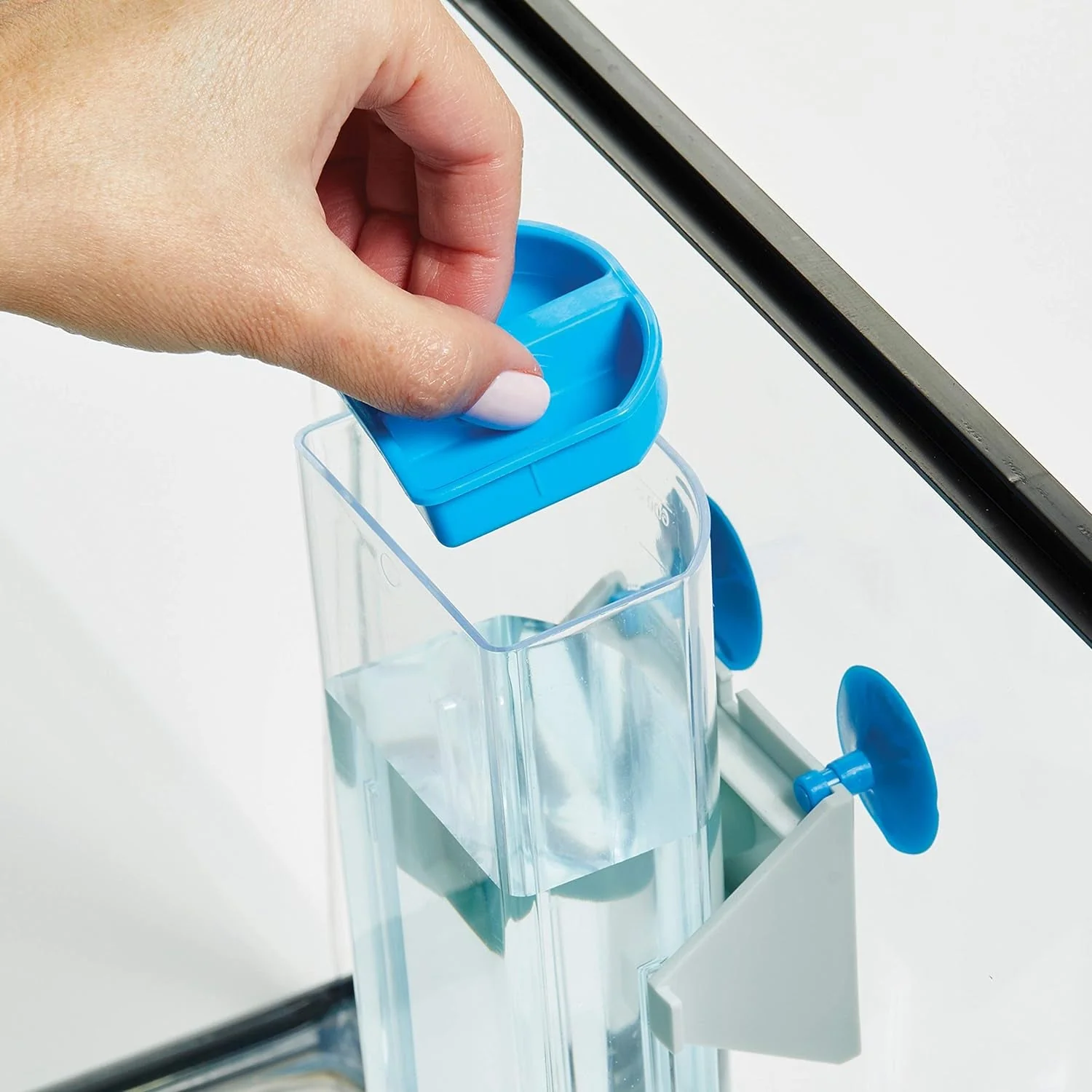 Small Animal Water Bottle Ideal for Hamsters, Mice, Guinea Pigs & Rabbits, Rabbit | 20.28 Oz. - Image 3