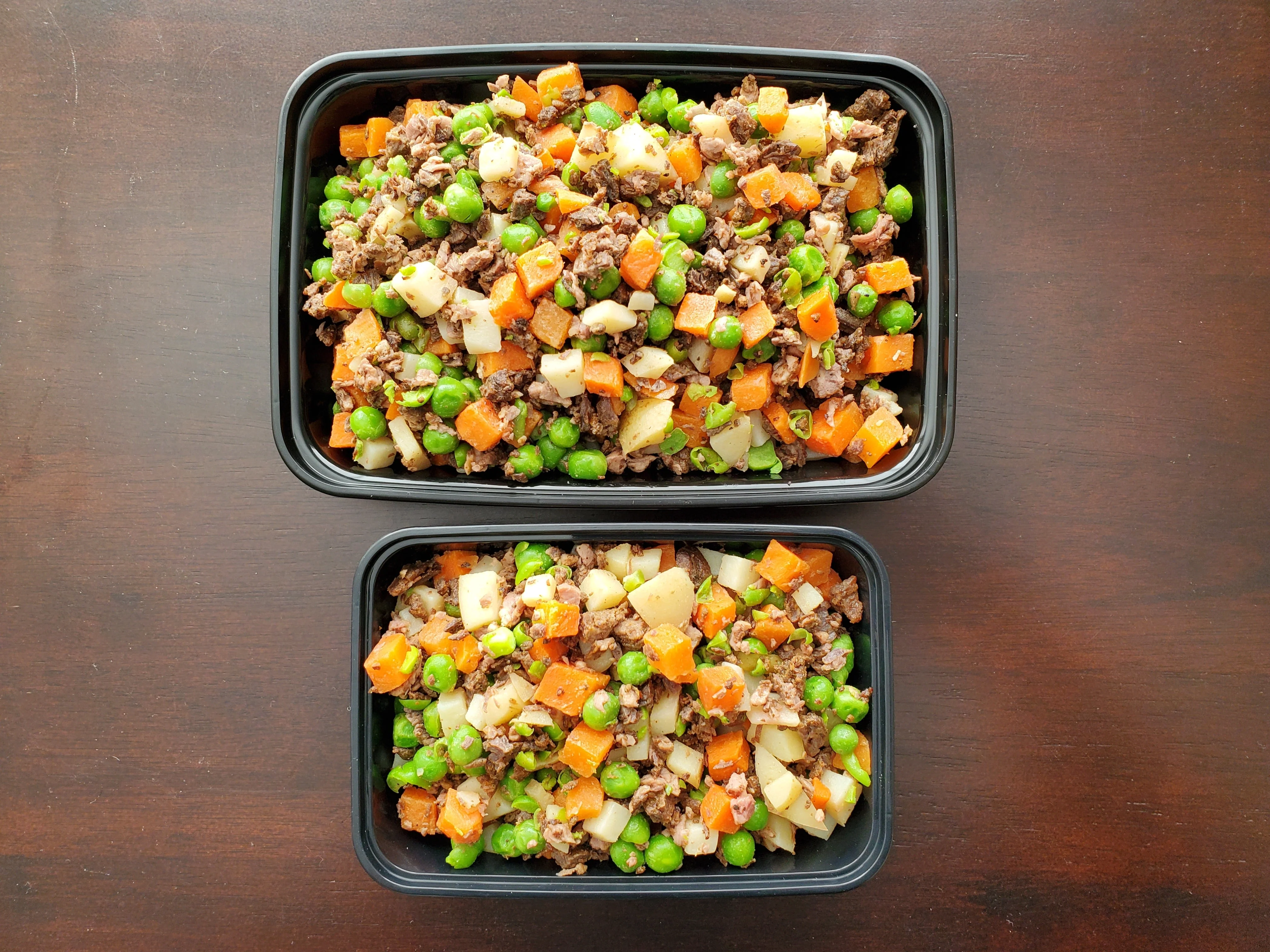 Small Breed - Bountiful Beef,  case includes 30, 4oz meals - Image 2