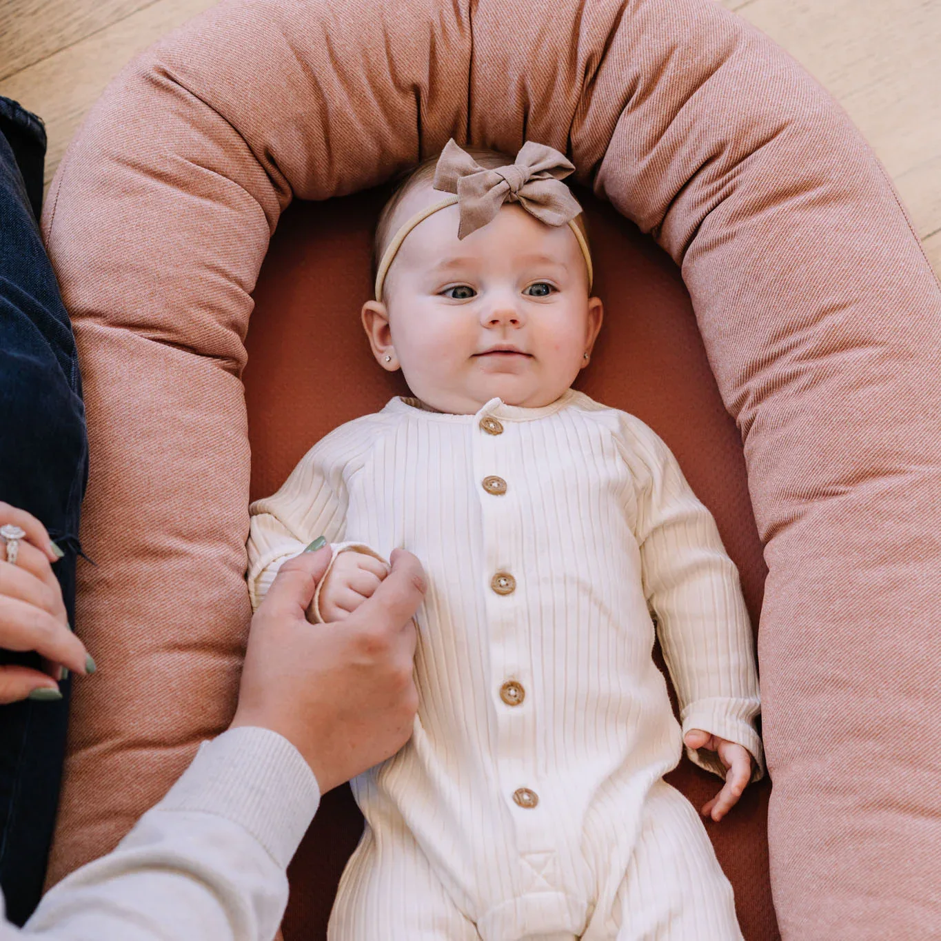Snuzii 2-In-1 Infant Lounger - Image 2