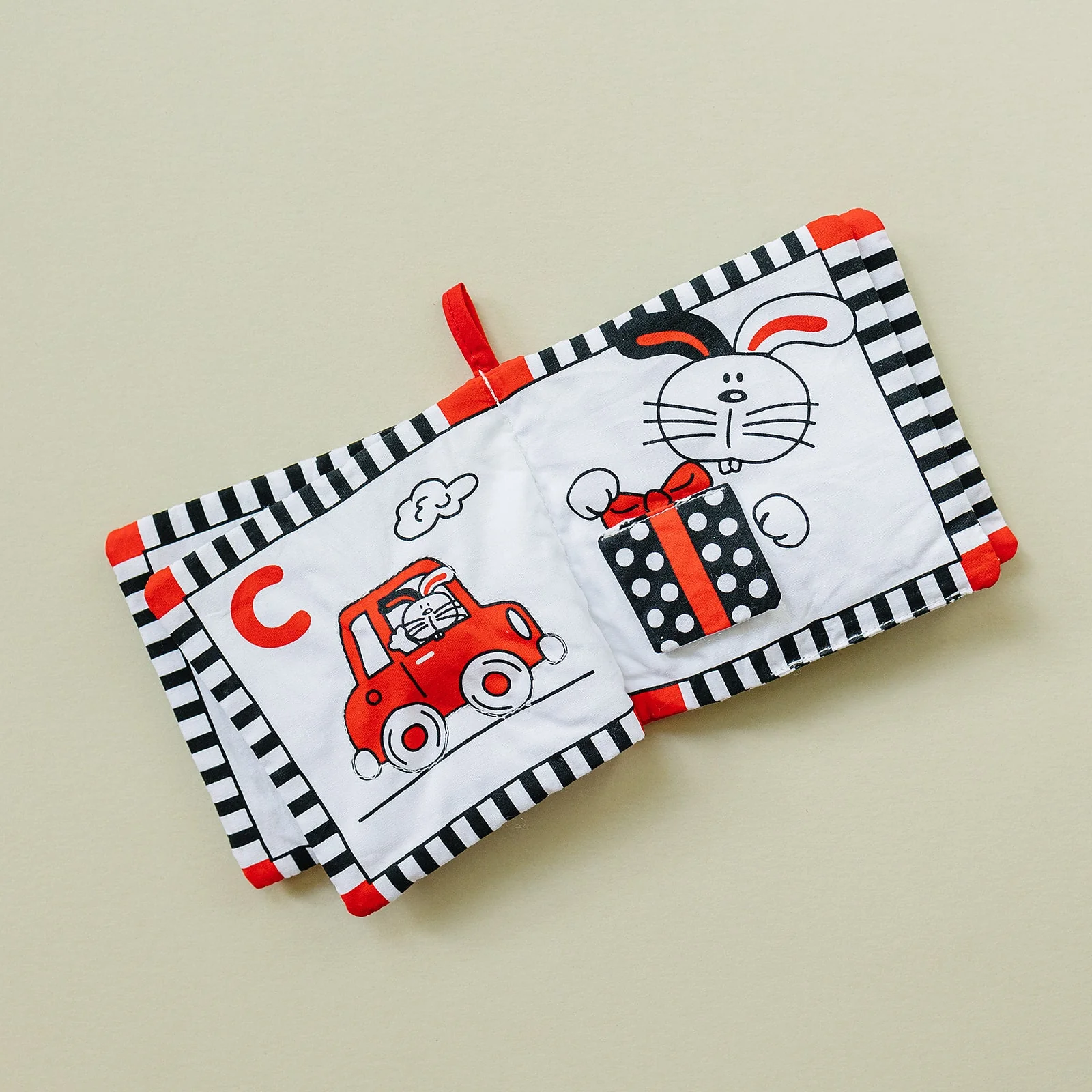 Soft Cloth Book of ABCs in High Contrast Black White Red - Image 3