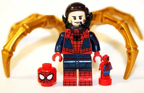 Spider-Man Custom Minifig with Gold Claws - Image 2