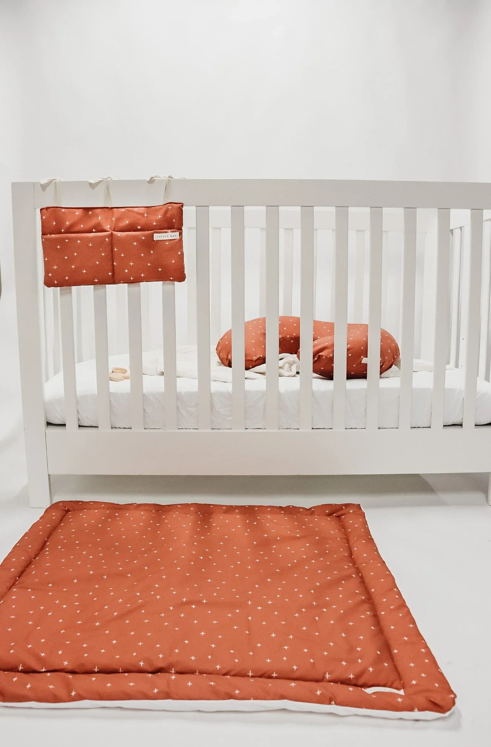 Starlight Crib Organizer - Image 3
