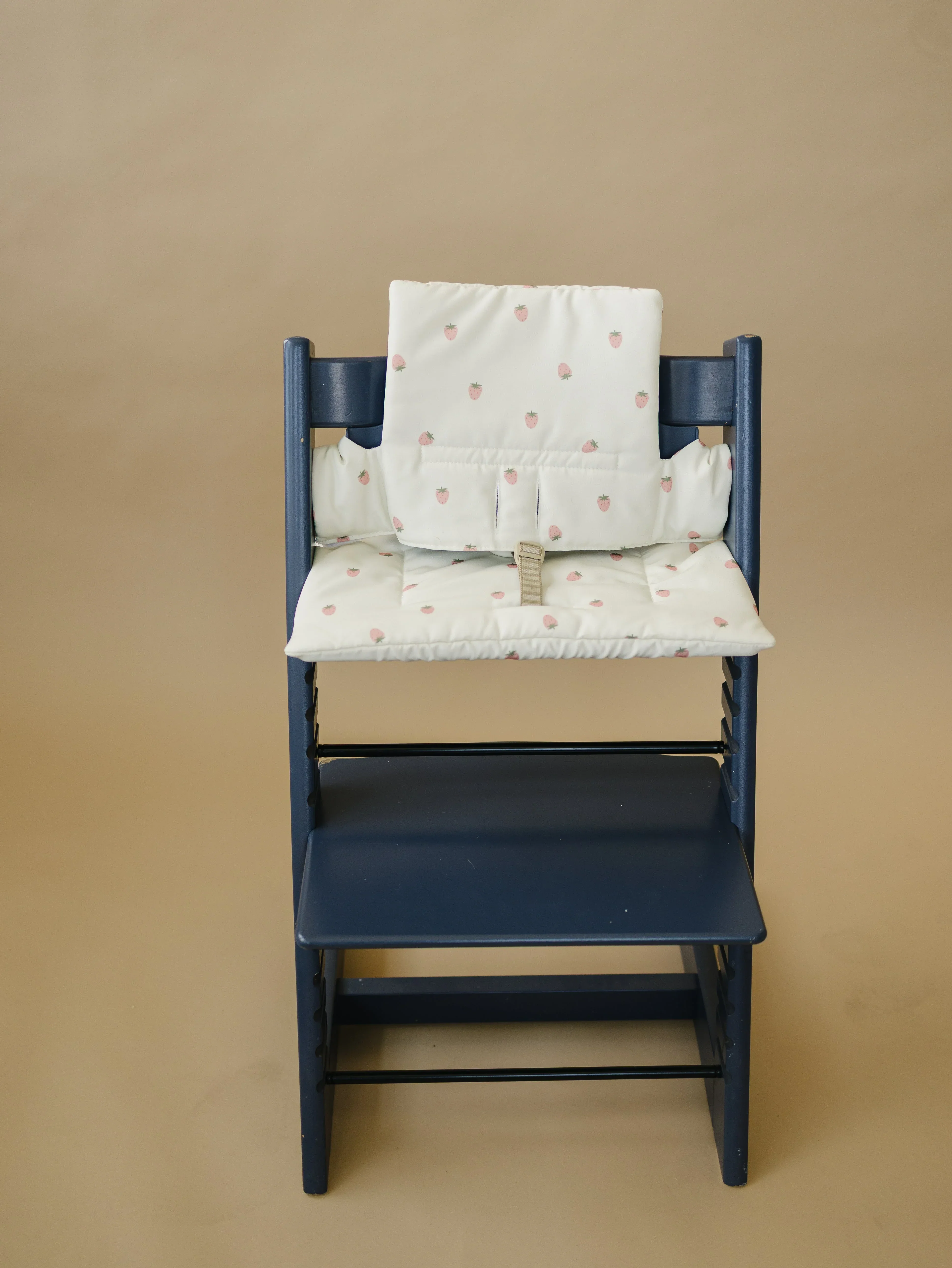 Strawberry Cushion for the Stokke Tripp Trapp Highchair - Image 6